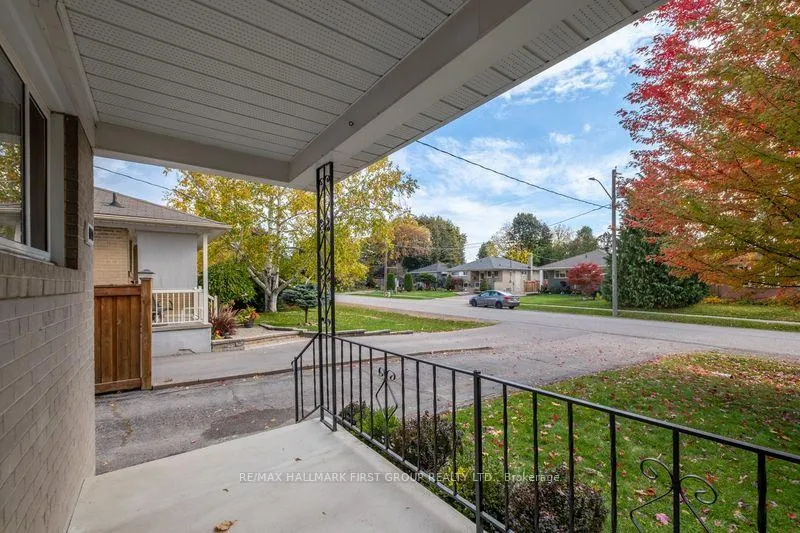 Photo 21 of 1000 Wardman Crescent, Whitby, Williamsburg — HOMEH