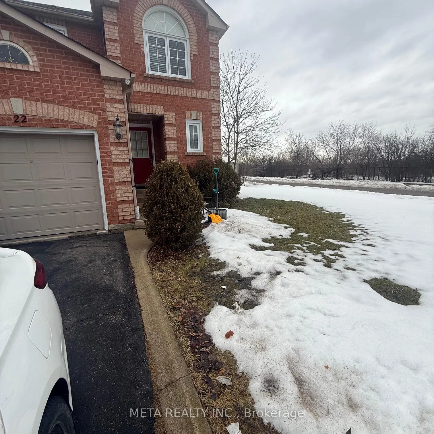 Photo 3 of 22 Ripley Crescent, Brampton, Fletcher's West — HOMEH
