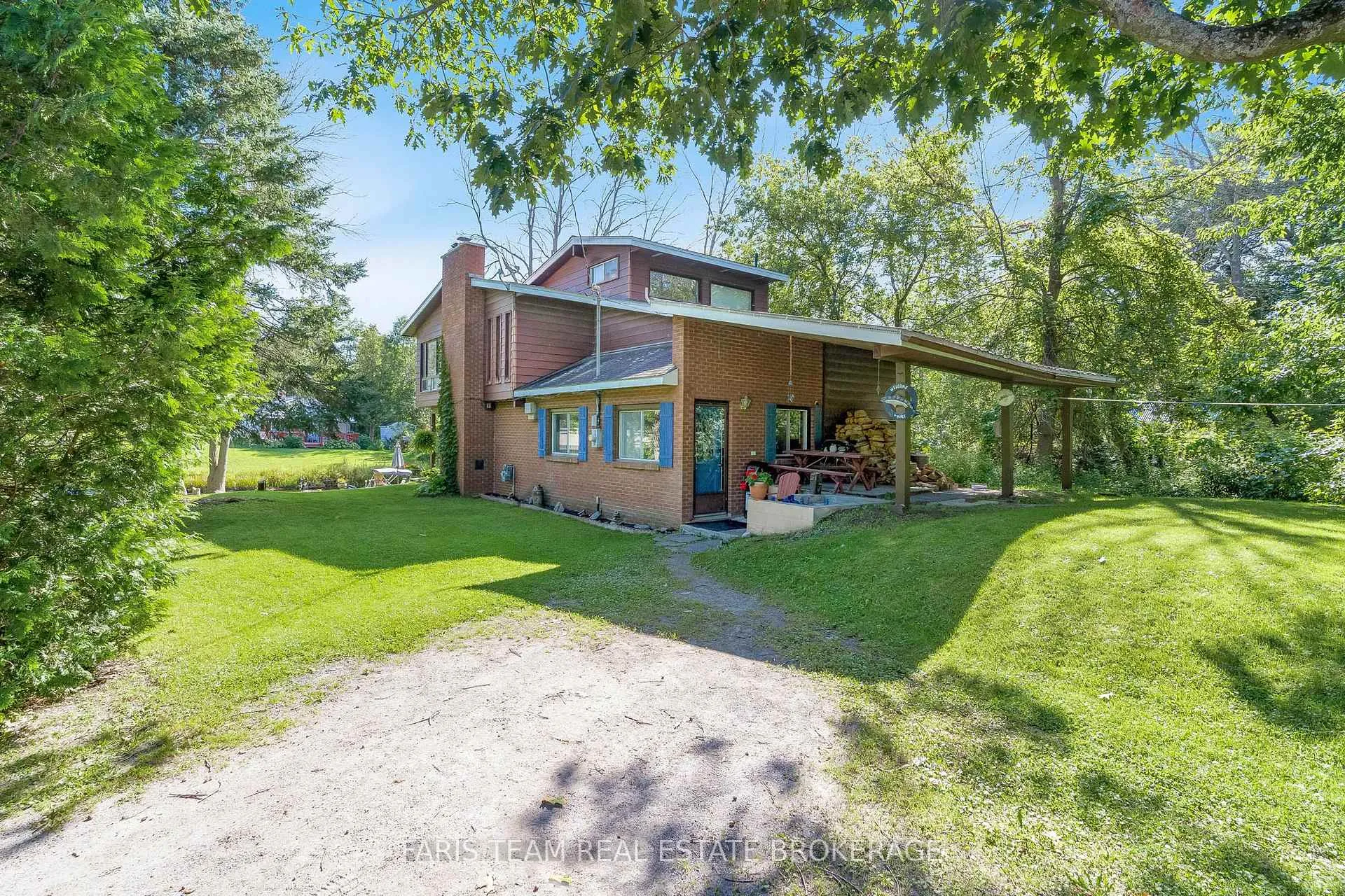 Photo 3 of 54 Hearthstone Drive, Tay, Rural Tay — HOMEH
