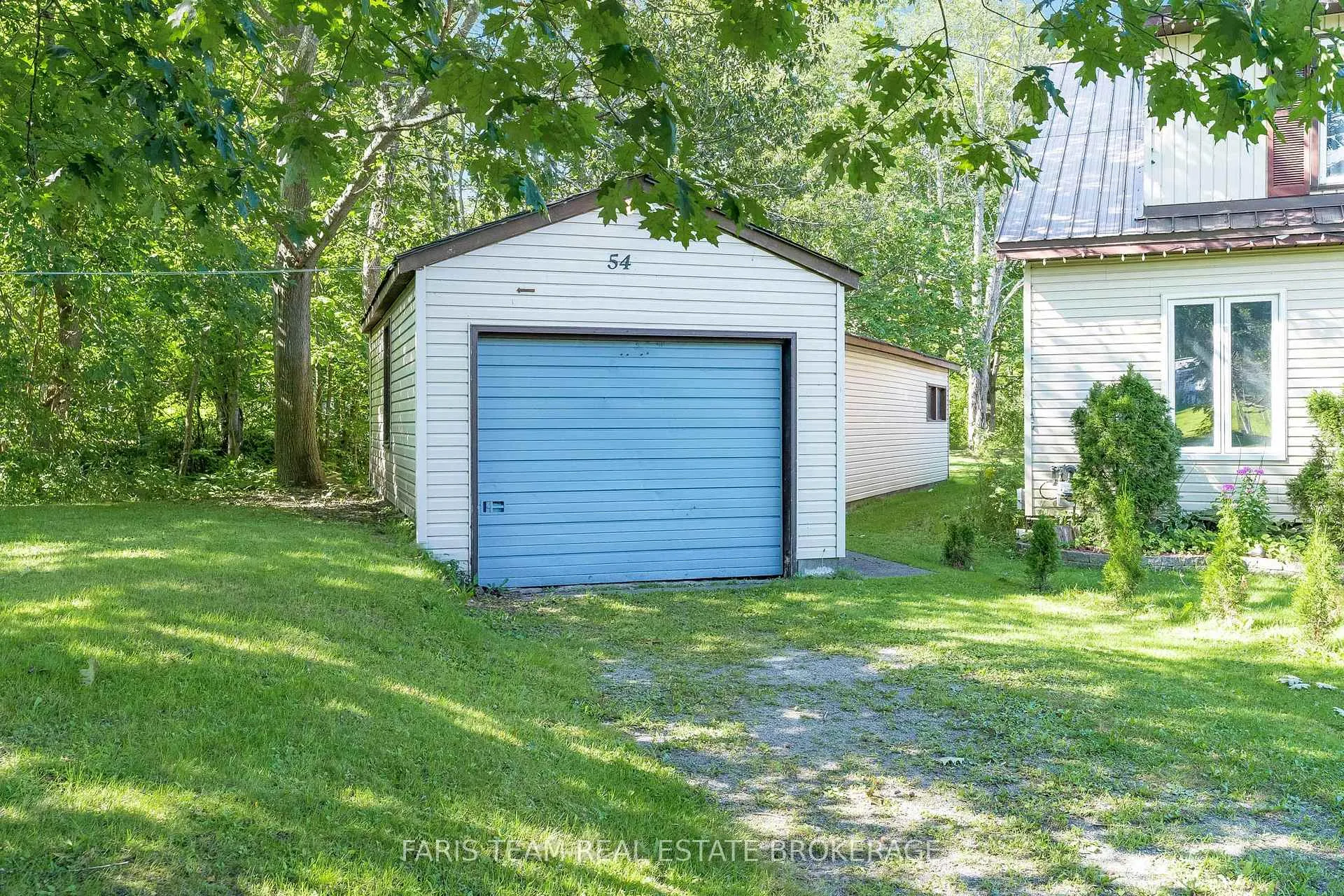 Photo 16 of 54 Hearthstone Drive, Tay, Rural Tay — HOMEH