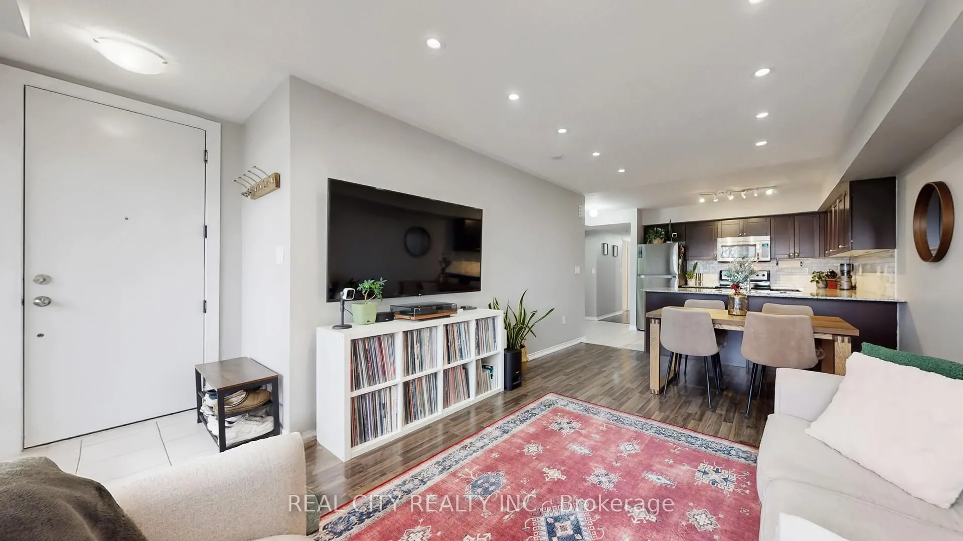 Photo 6 of Unit 511, 142 Widdicombe Hill Boulevard, Etobicoke, Willowridge-Martingrove-Richview — HOMEH