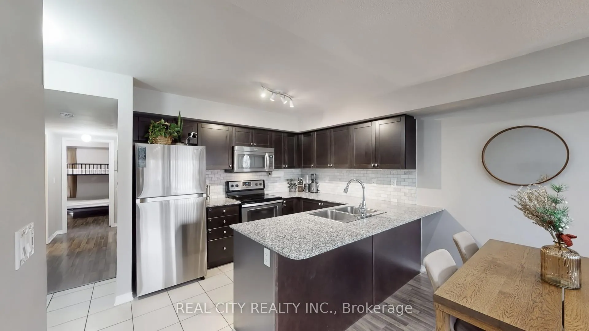Photo 8 of Unit 511, 142 Widdicombe Hill Boulevard, Etobicoke, Willowridge-Martingrove-Richview — HOMEH