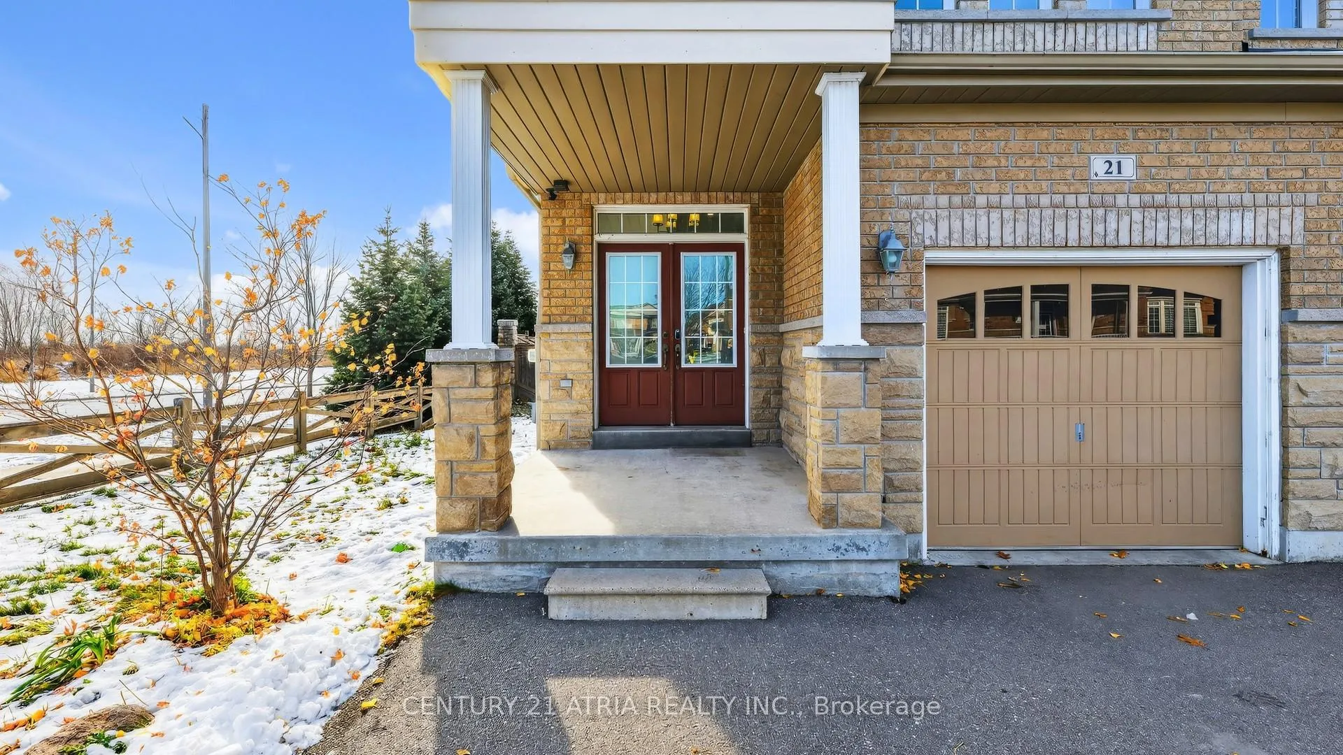 Photo 3 of 21 Gooseman Crescent, Markham, Box Grove — HOMEH