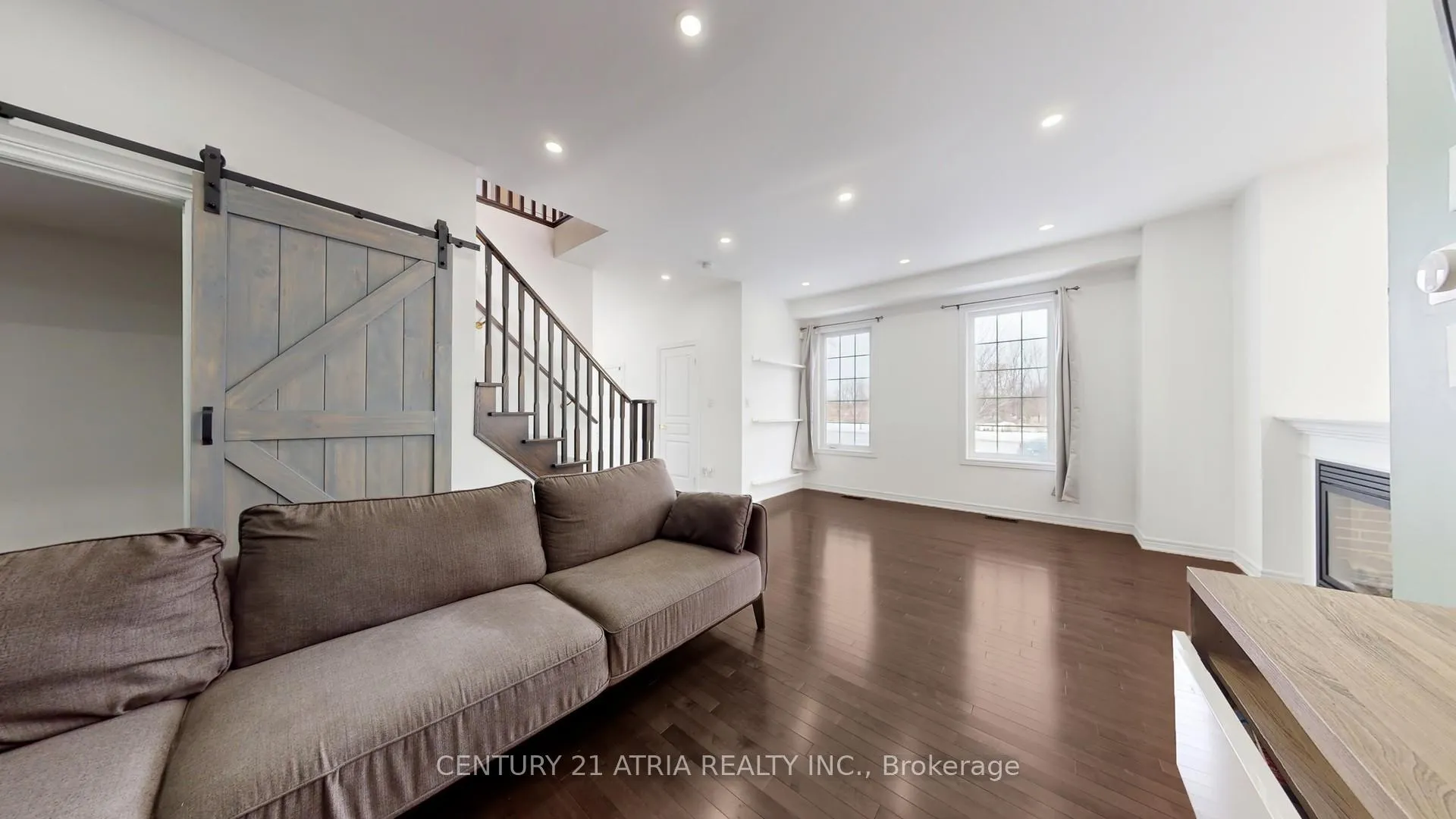Photo 6 of 21 Gooseman Crescent, Markham, Box Grove — HOMEH