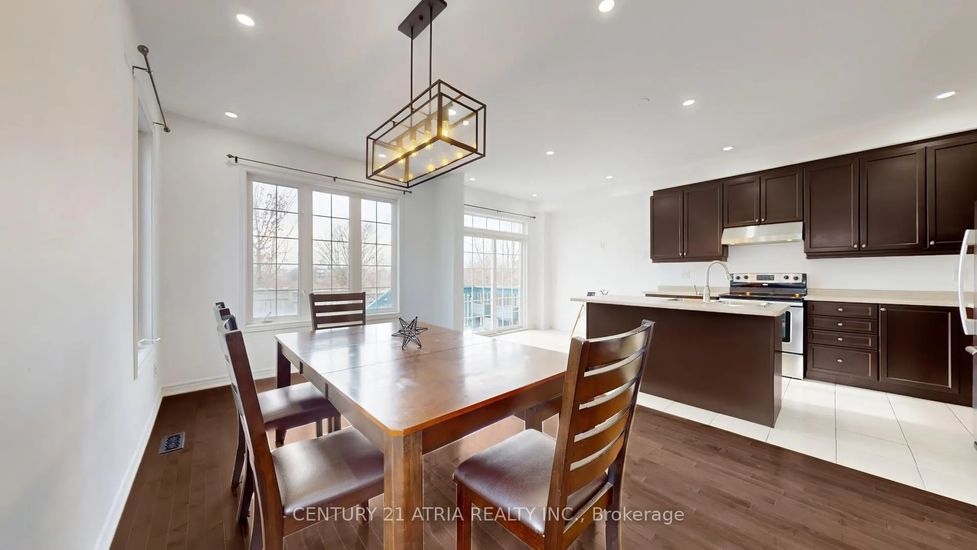 Photo 11 of 21 Gooseman Crescent, Markham, Box Grove — HOMEH