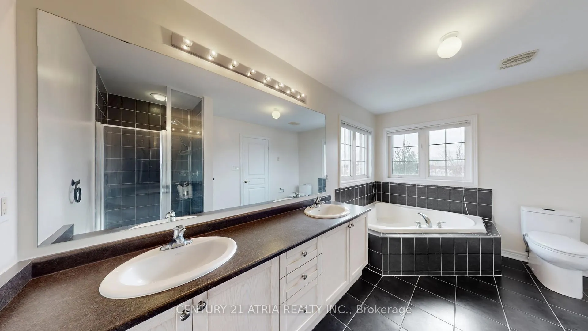 Photo 28 of 21 Gooseman Crescent, Markham, Box Grove — HOMEH