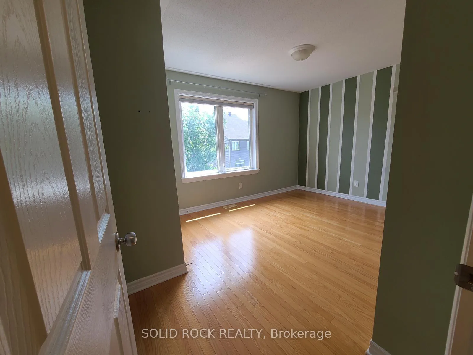 Photo 10 of 138 Hillman Marsh Way, Ottawa, Blossom Park/Kemp Park/Findlay Creek — HOMEH