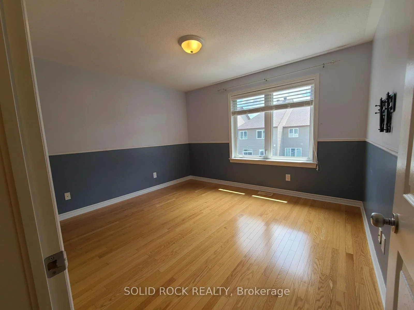 Photo 11 of 138 Hillman Marsh Way, Ottawa, Blossom Park/Kemp Park/Findlay Creek — HOMEH