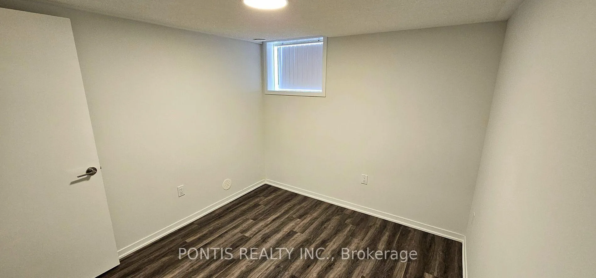 Photo 19 of Unit TH 200, 141 Honeycrisp Crescent, Vaughan, Concord — HOMEH