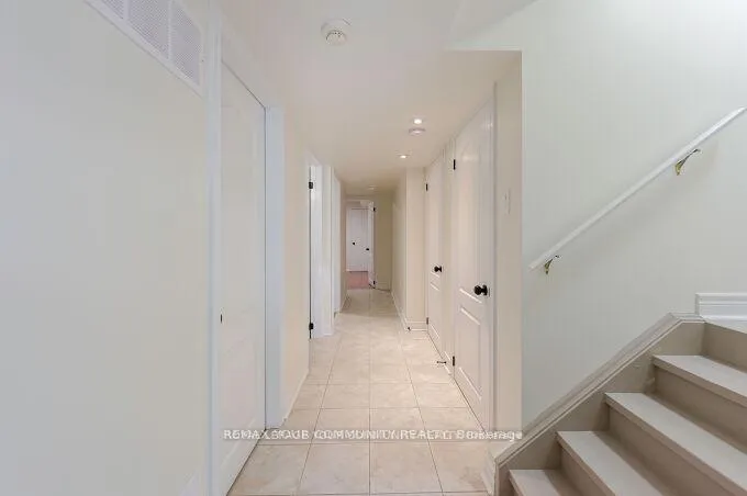 Photo 10 of Unit Lower unit, 128 Watsonbrook Drive, Brampton, Sandringham-Wellington — HOMEH