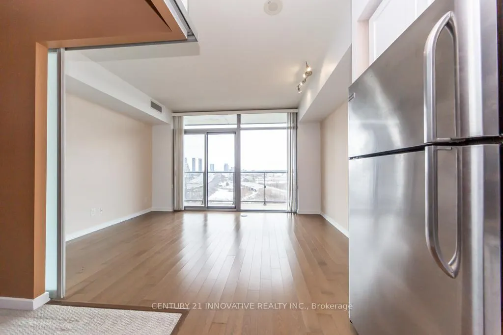 Photo 10 of Unit 1107, 105 The Queensway Way, Toronto, High Park-Swansea — HOMEH