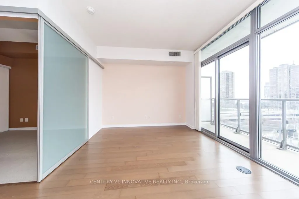 Photo 14 of Unit 1107, 105 The Queensway Way, Toronto, High Park-Swansea — HOMEH