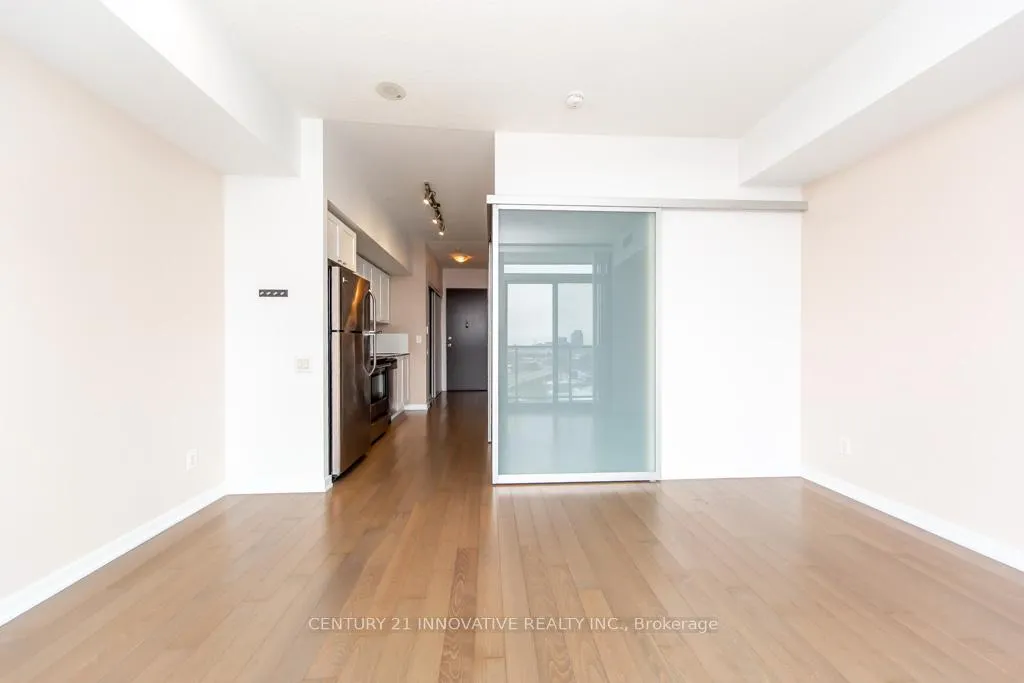 Photo 16 of Unit 1107, 105 The Queensway Way, Toronto, High Park-Swansea — HOMEH