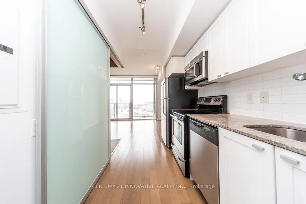 Photo 23 of Unit 1107, 105 The Queensway Way, Toronto, High Park-Swansea — HOMEH