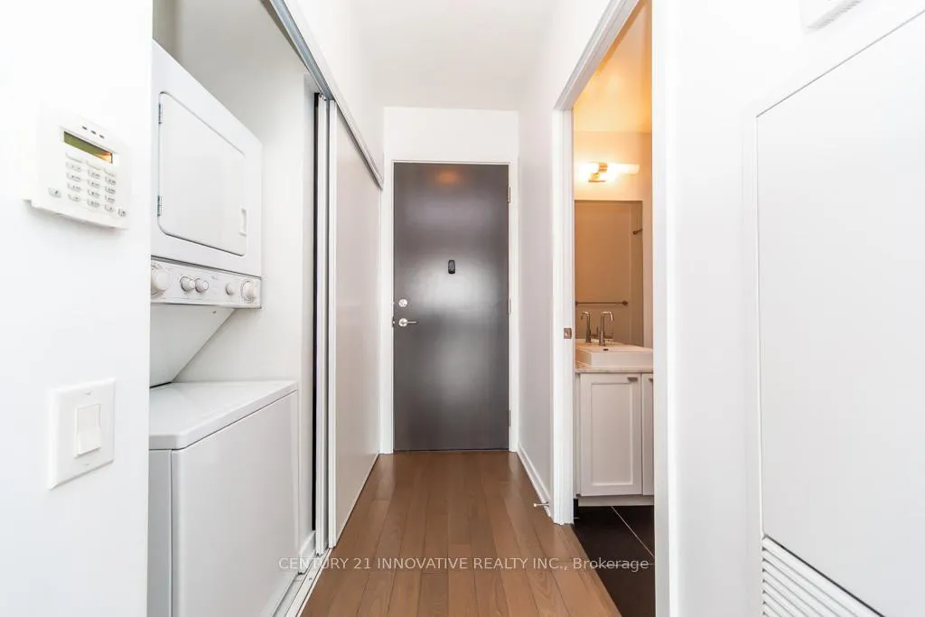 Photo 27 of Unit 1107, 105 The Queensway Way, Toronto, High Park-Swansea — HOMEH