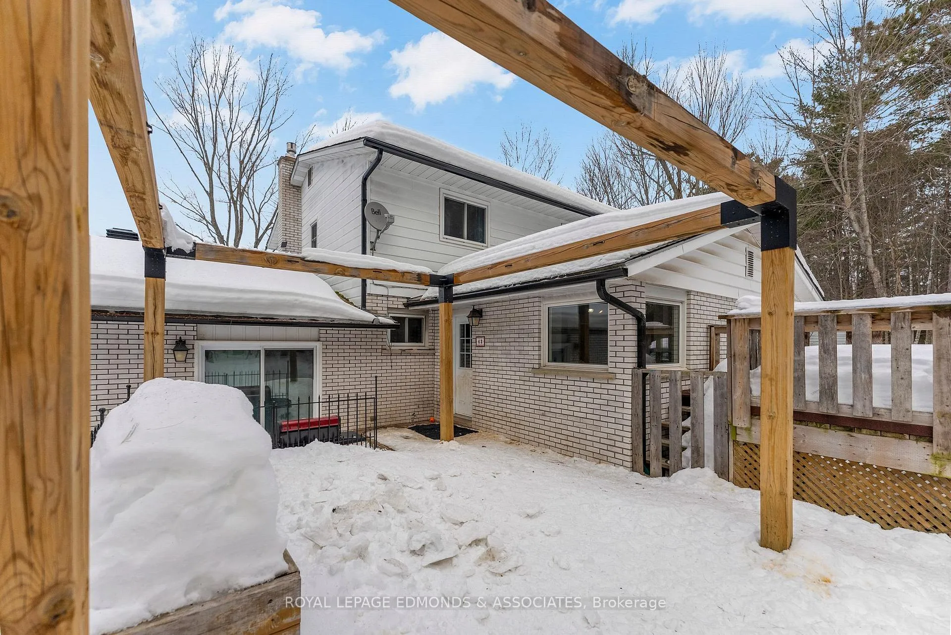 Photo 35 of 43 Lisa Crescent, Petawawa — HOMEH