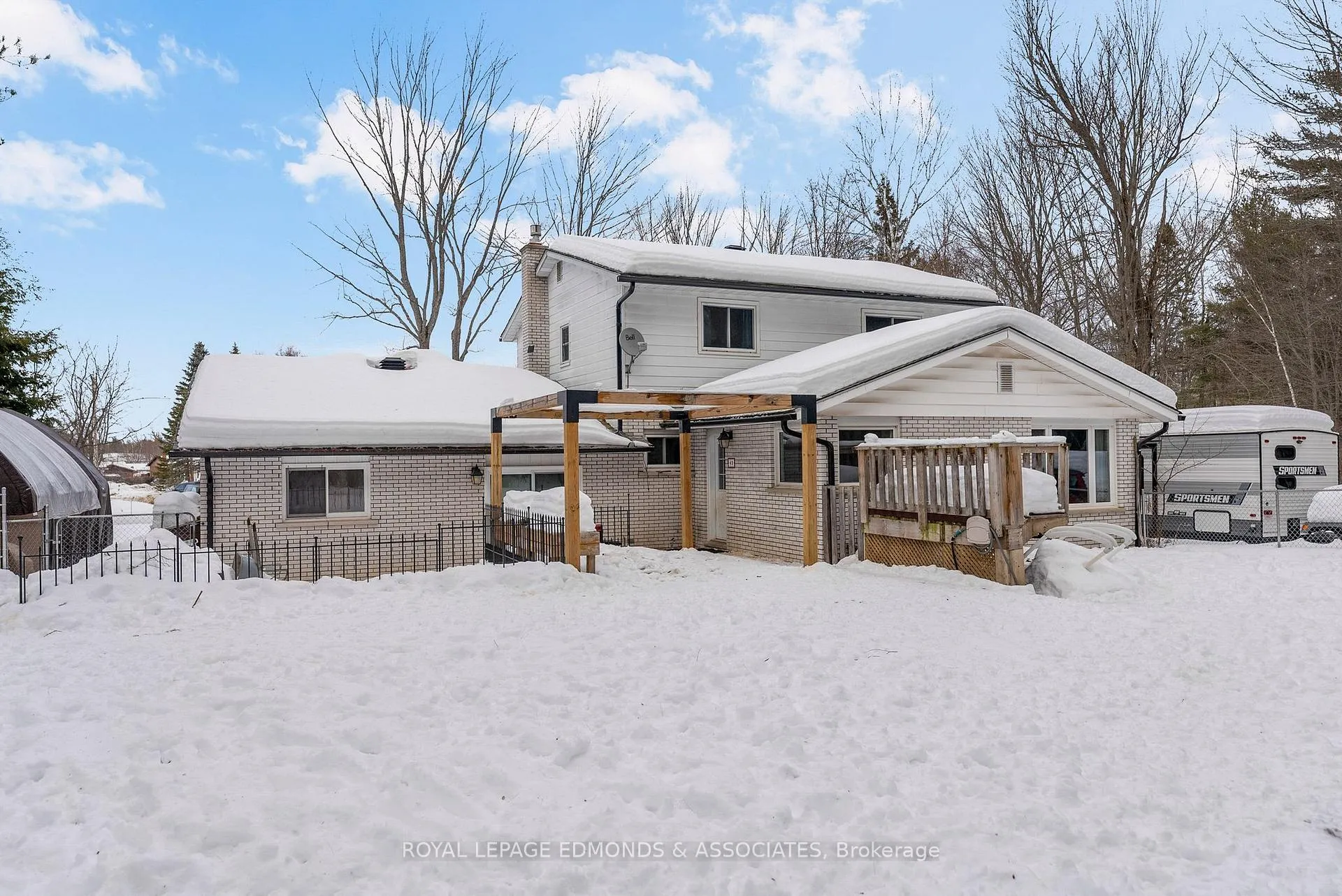 Photo 40 of 43 Lisa Crescent, Petawawa — HOMEH