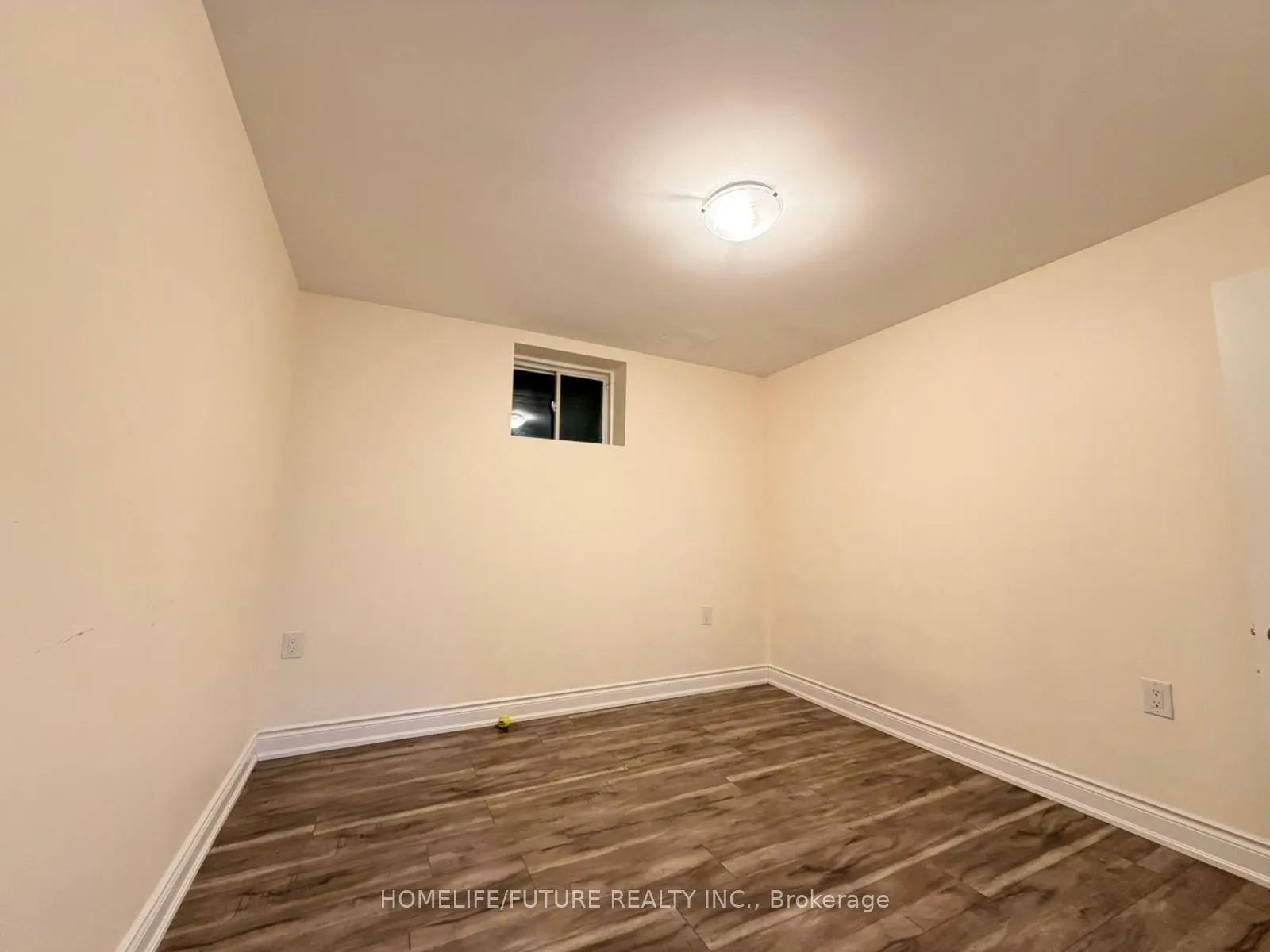 Photo 3 of Unit Bsmt, 7 Oxendon Road, Brampton, Northwest Brampton — HOMEH