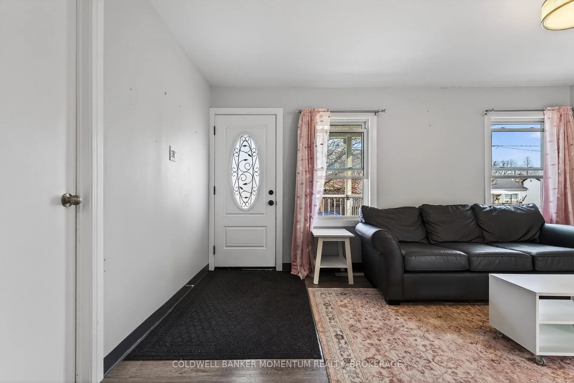 Photo 7 of 25 Coventry Street, St. Catharines, E. Chester — HOMEH