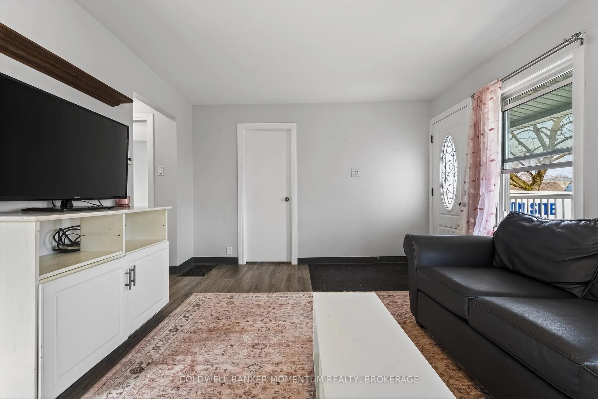 Photo 9 of 25 Coventry Street, St. Catharines, E. Chester — HOMEH