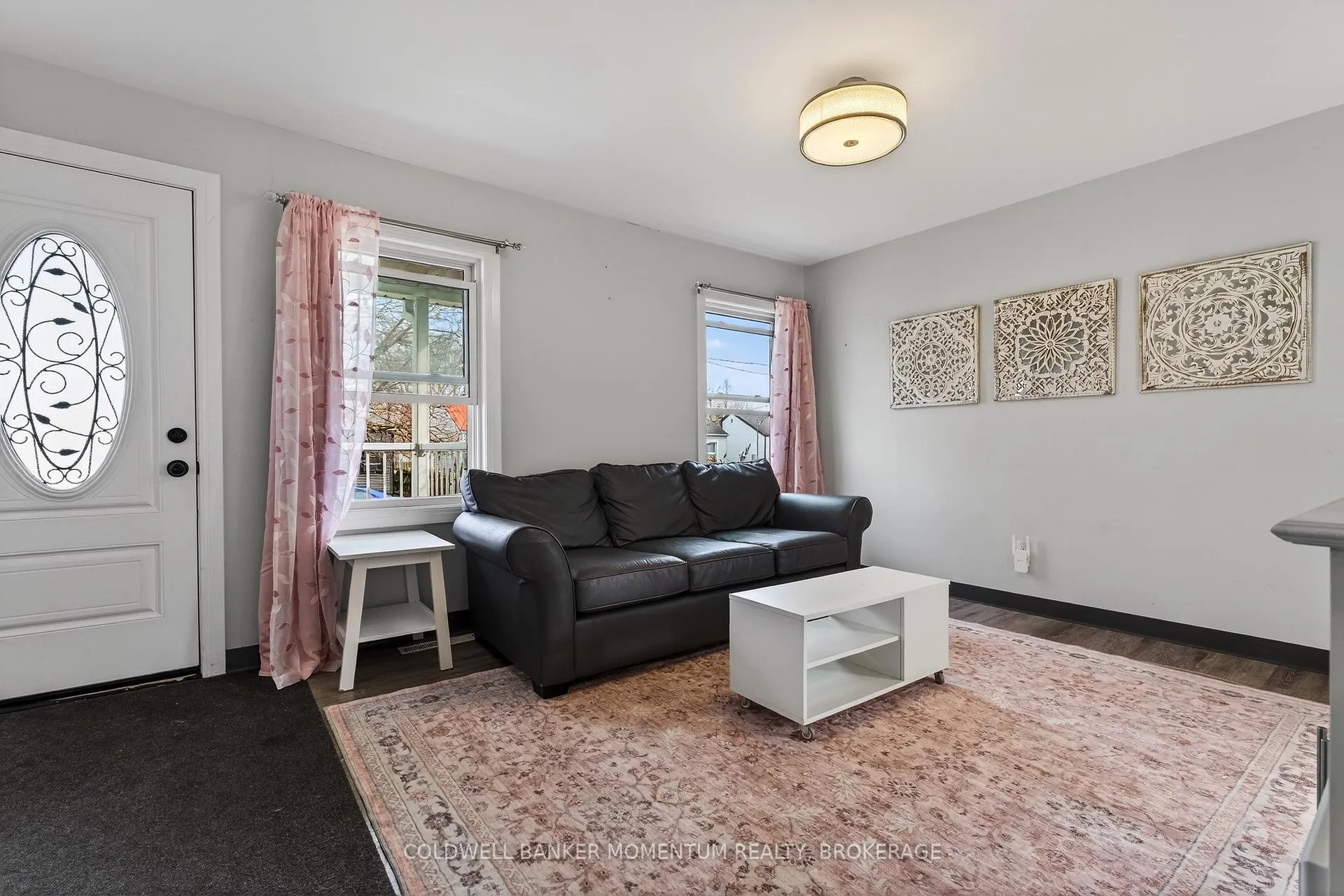 Photo 11 of 25 Coventry Street, St. Catharines, E. Chester — HOMEH