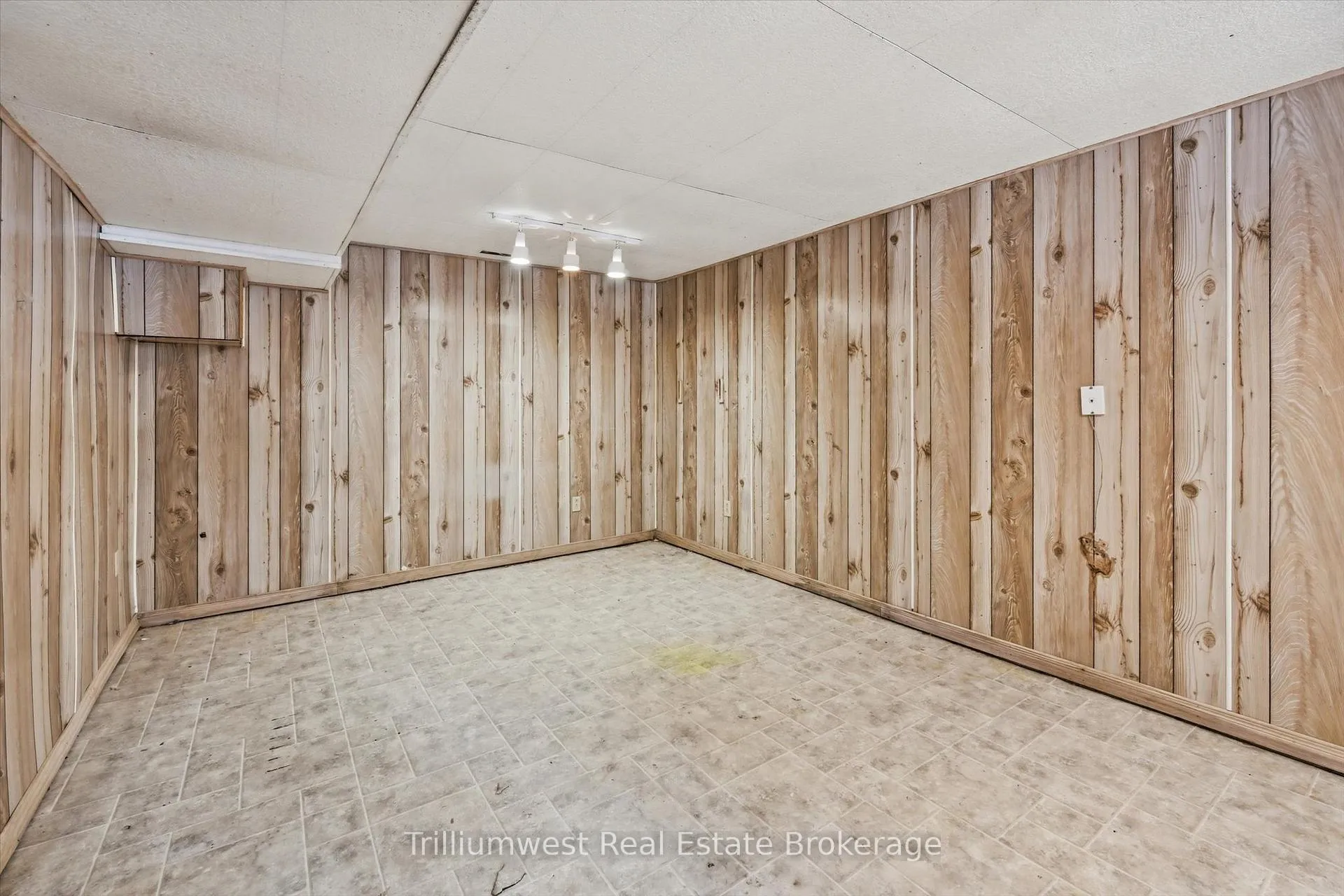 Photo 34 of Unit 59, 1300 Upper Ottawa Street, Hamilton, Quinndale — HOMEH
