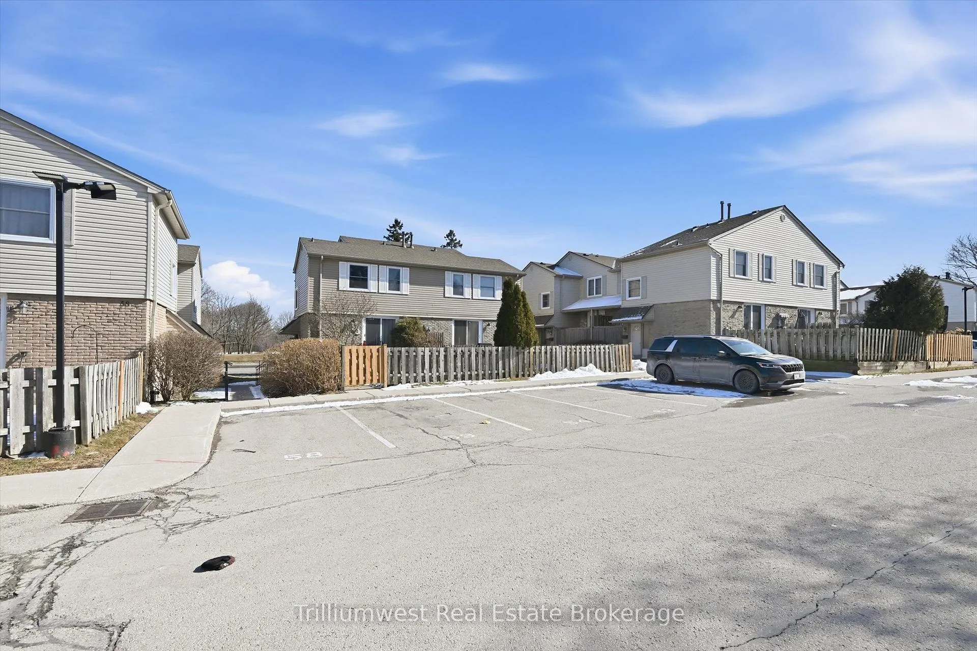 Photo 47 of Unit 59, 1300 Upper Ottawa Street, Hamilton, Quinndale — HOMEH