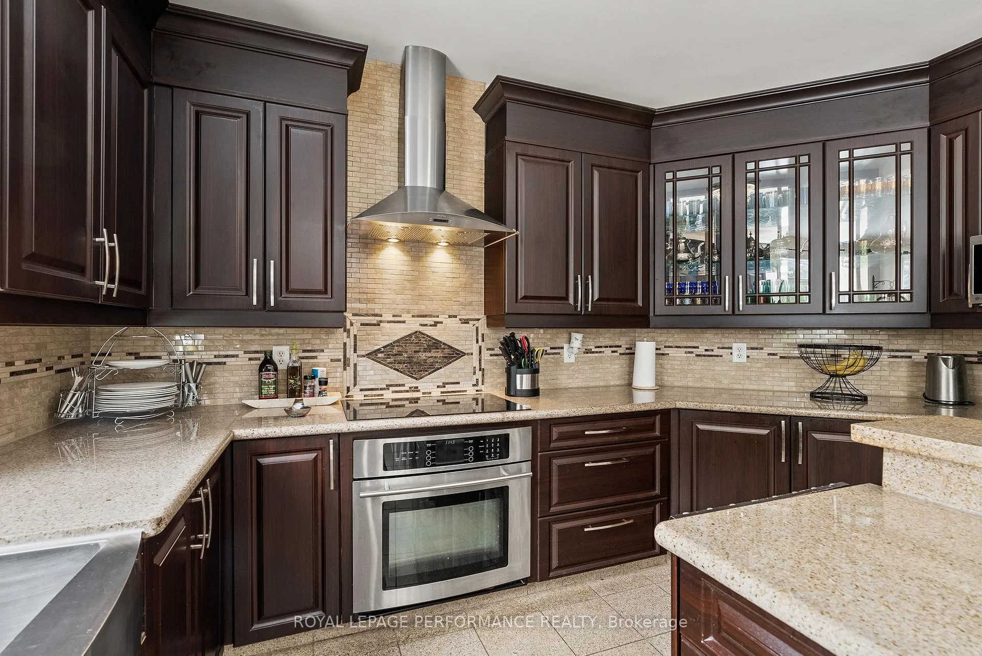 Photo 15 of 2091 Ricardo Street, Ottawa, Avalon East — HOMEH