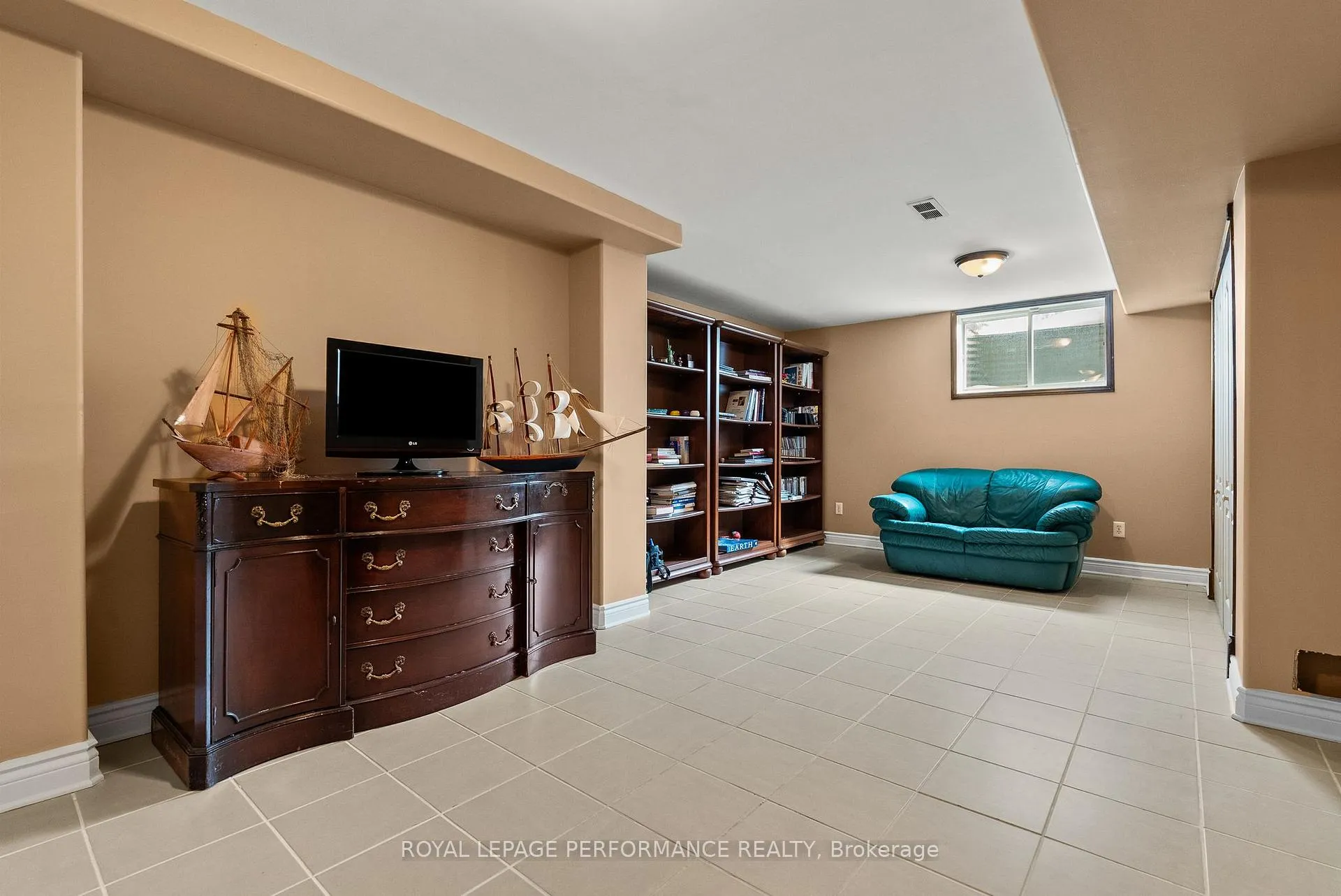 Photo 37 of 2091 Ricardo Street, Ottawa, Avalon East — HOMEH