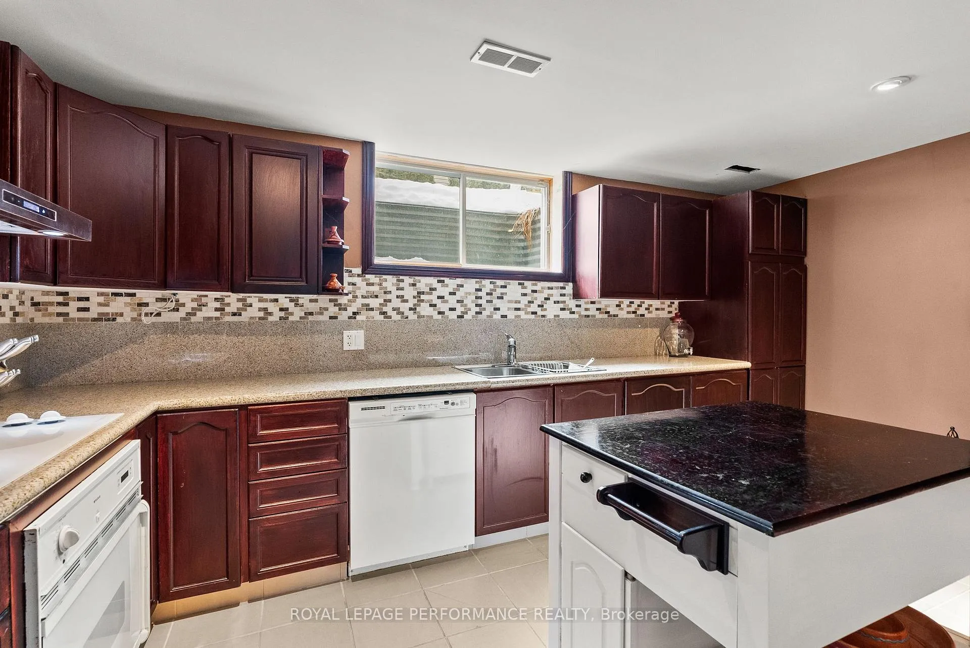 Photo 42 of 2091 Ricardo Street, Ottawa, Avalon East — HOMEH