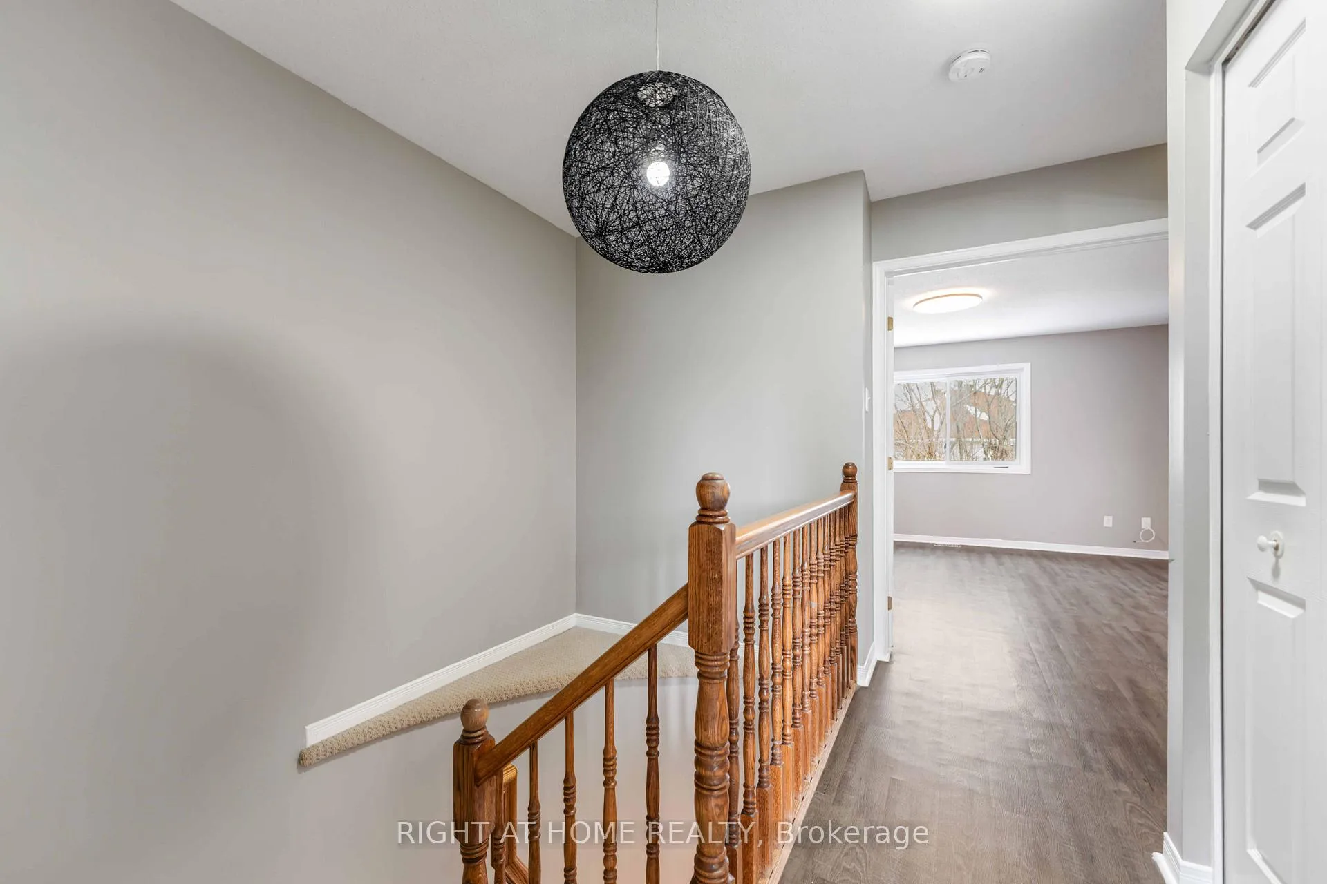 Photo 20 of 123 Kinross Private, Ottawa, Kanata - Morgan's Grant/South March — HOMEH