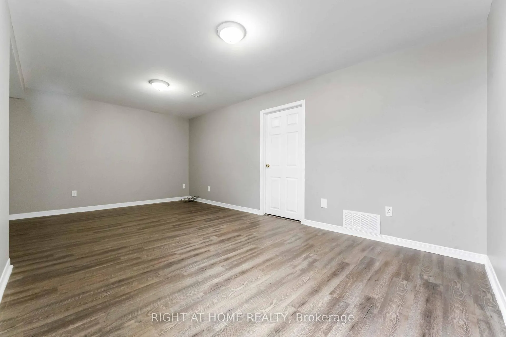 Photo 32 of 123 Kinross Private, Ottawa, Kanata - Morgan's Grant/South March — HOMEH