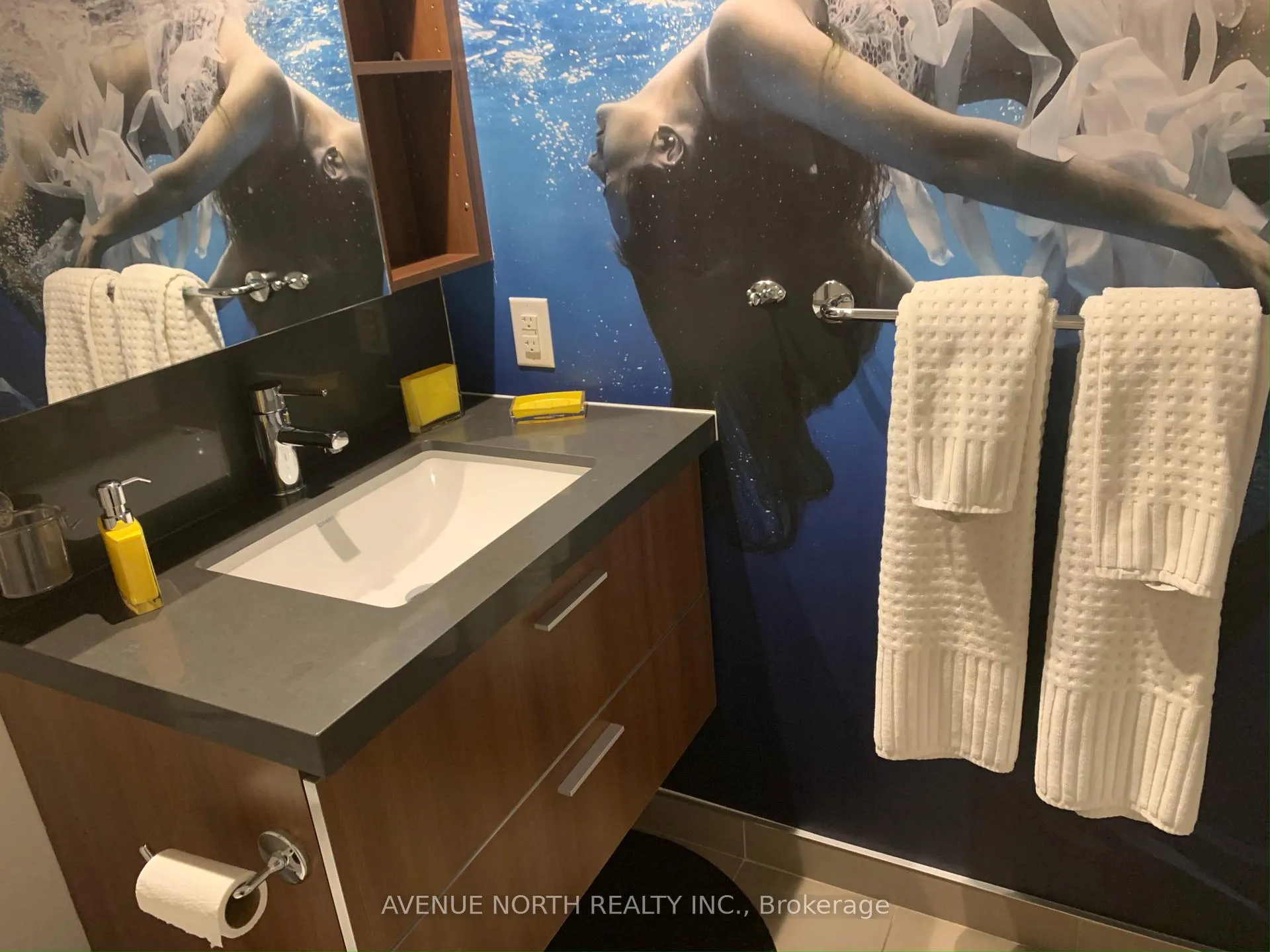 Photo 2 of Unit 938, 340 Mcleod Street, Ottawa, Ottawa Centre — HOMEH