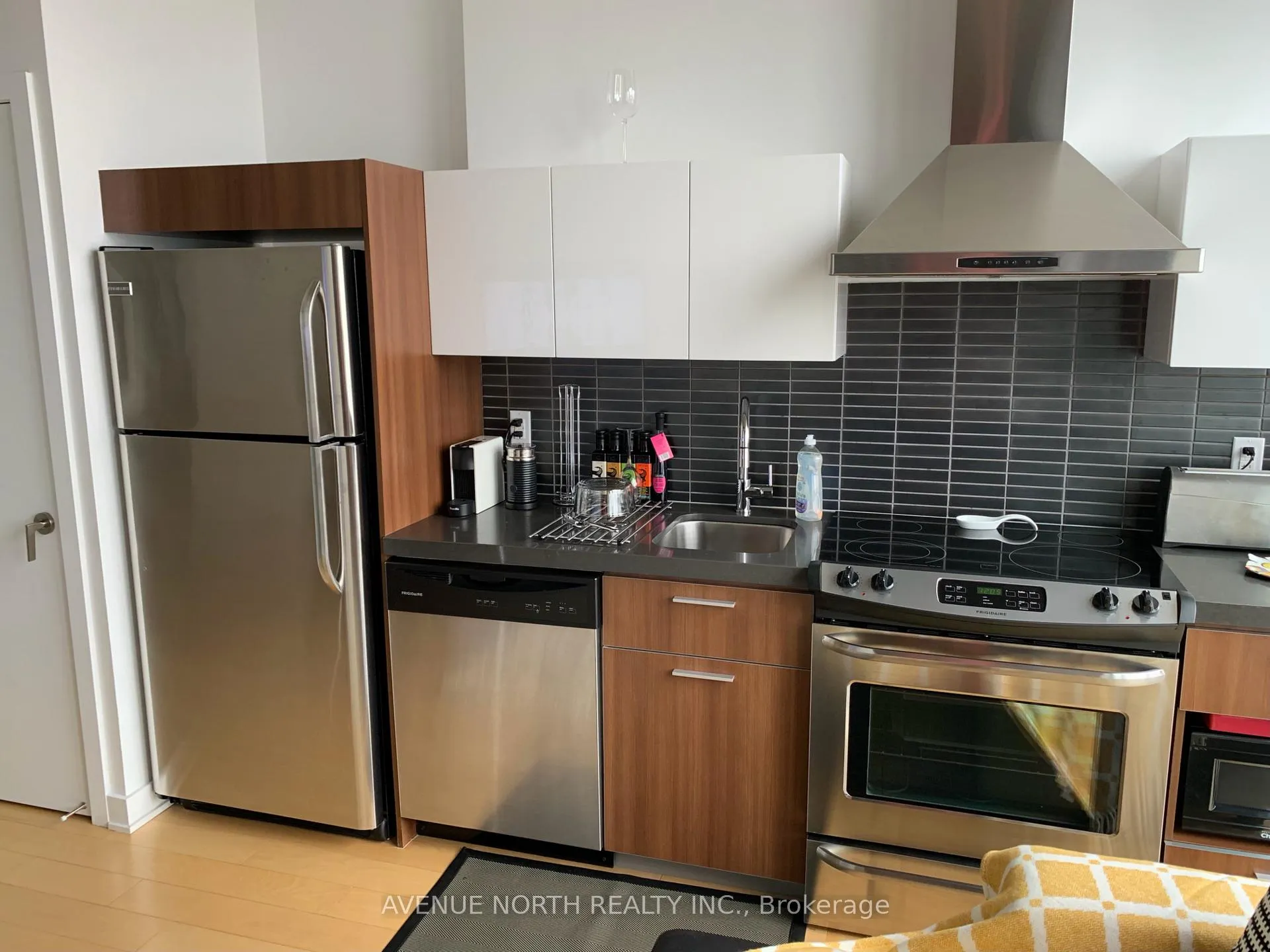 Photo 4 of Unit 938, 340 Mcleod Street, Ottawa, Ottawa Centre — HOMEH