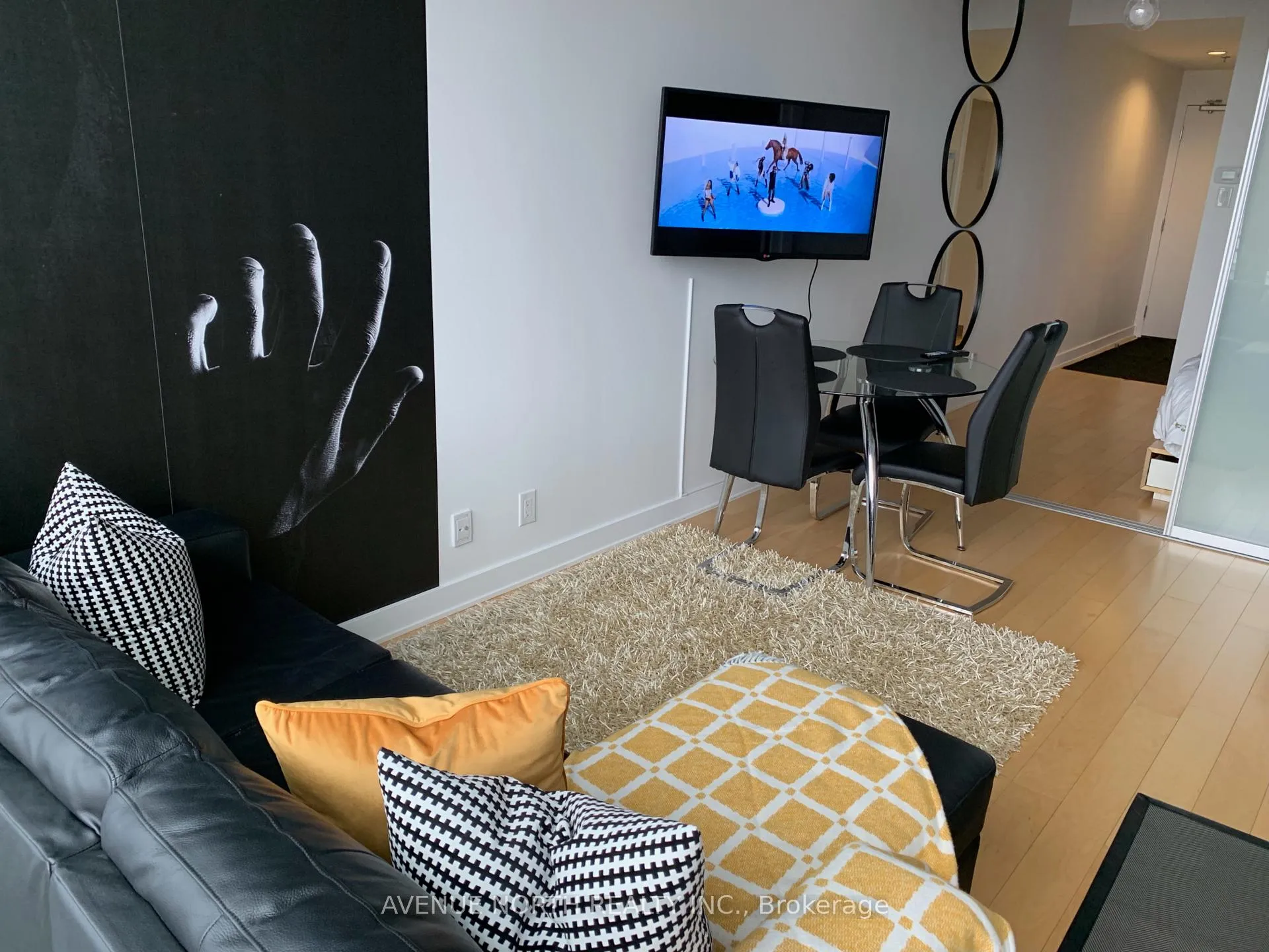 Photo 10 of Unit 938, 340 Mcleod Street, Ottawa, Ottawa Centre — HOMEH