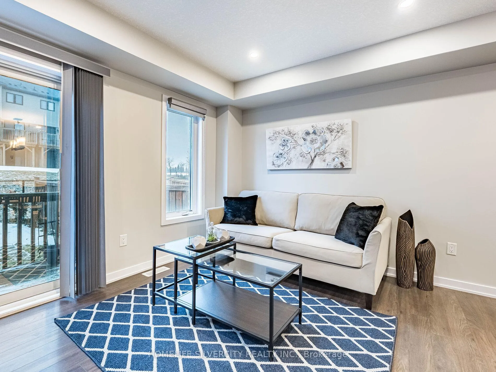 Photo 15 of 98 Crafter Crescent, Hamilton, Stoney Creek Mountain — HOMEH