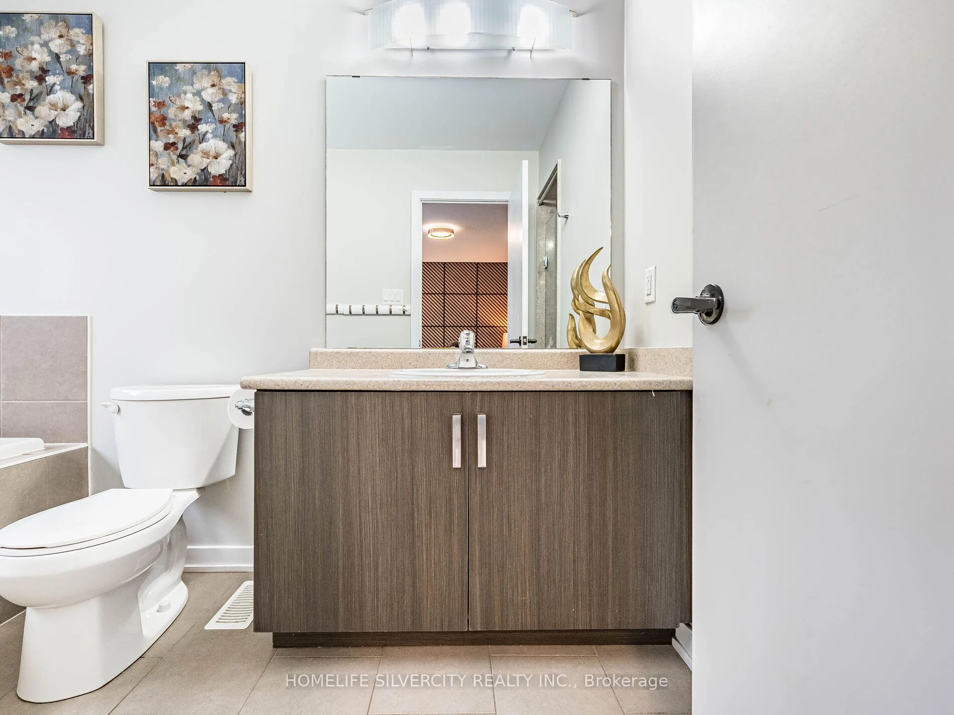 Photo 34 of 98 Crafter Crescent, Hamilton, Stoney Creek Mountain — HOMEH