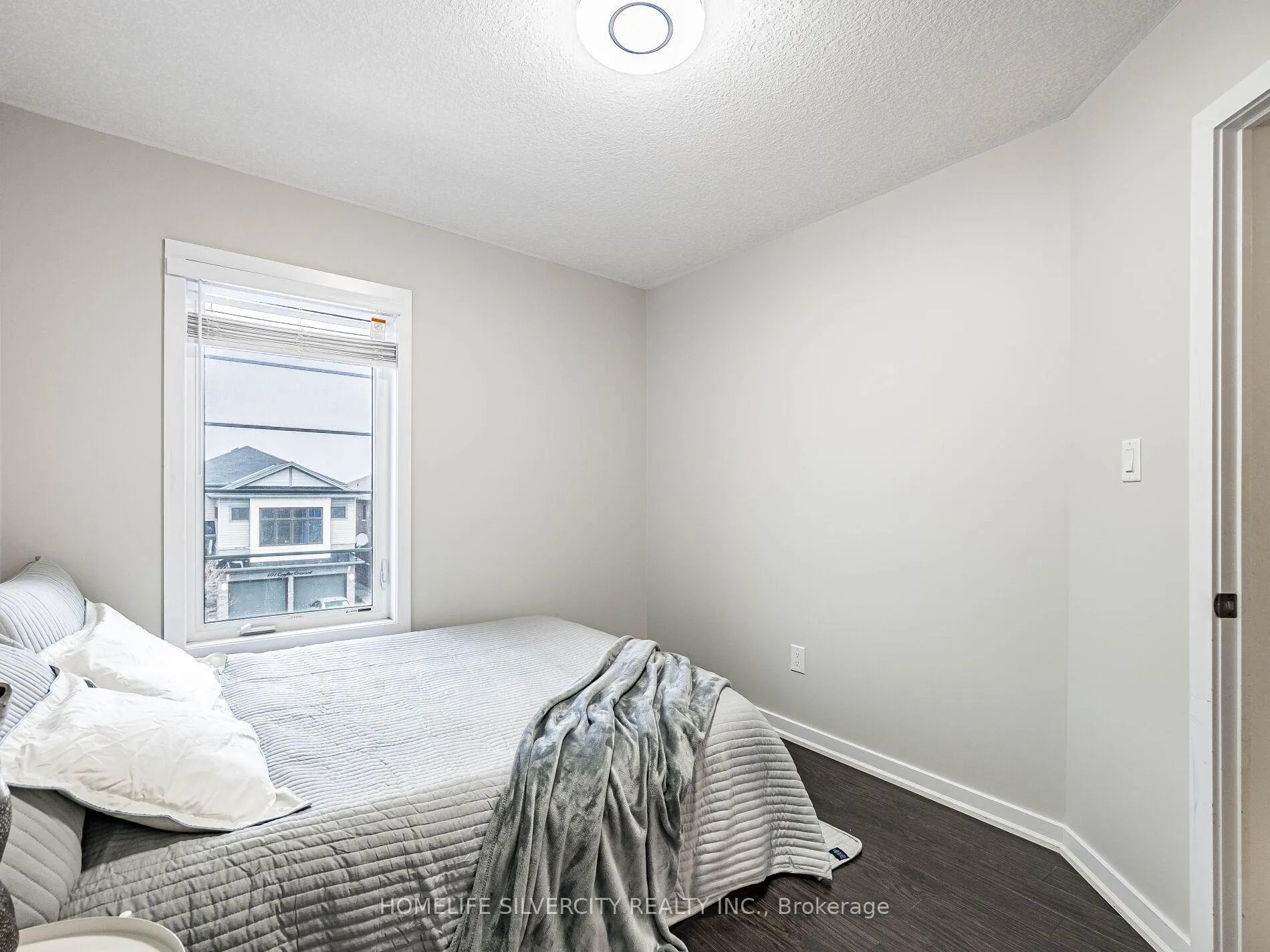 Photo 39 of 98 Crafter Crescent, Hamilton, Stoney Creek Mountain — HOMEH