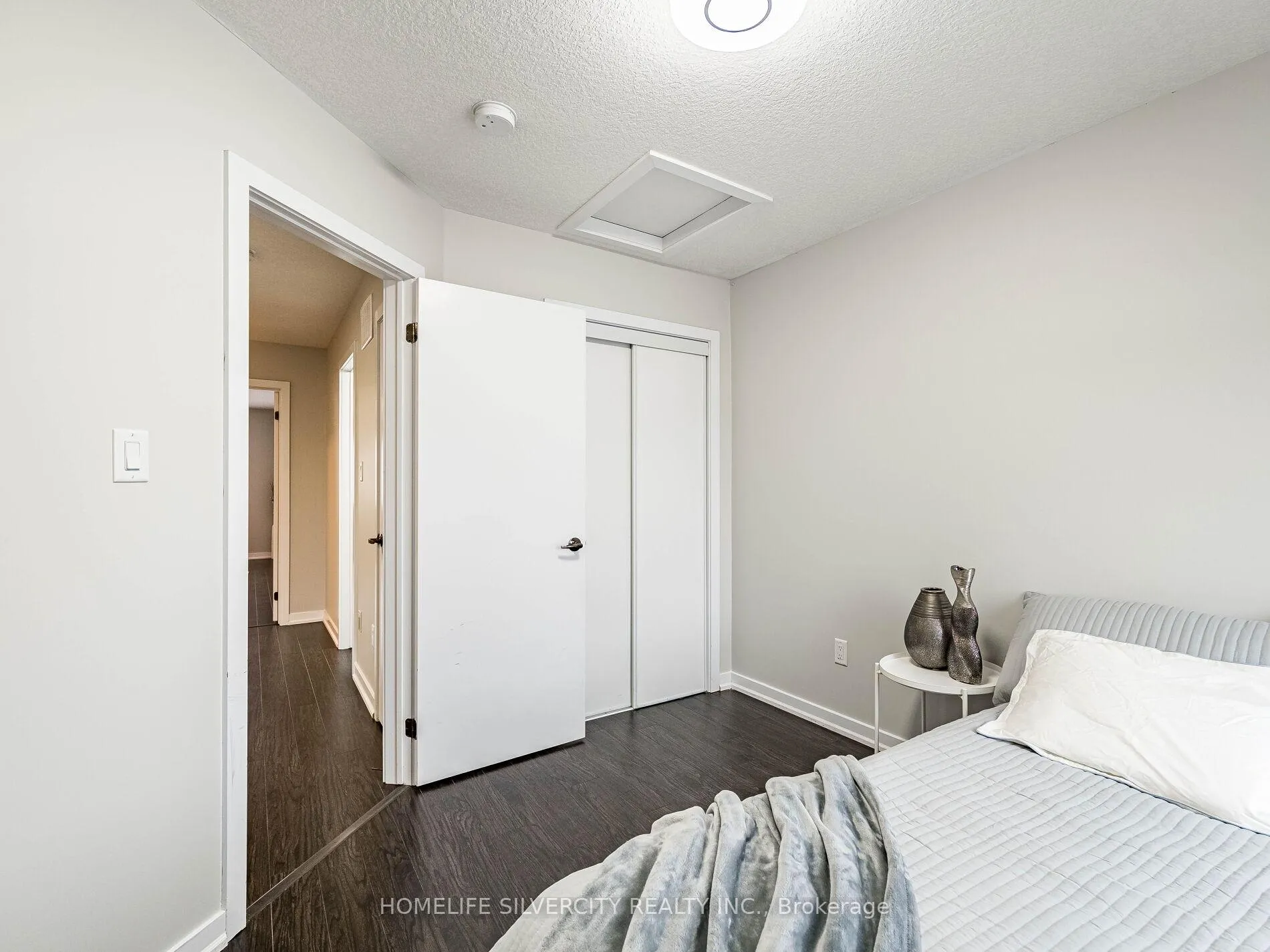 Photo 40 of 98 Crafter Crescent, Hamilton, Stoney Creek Mountain — HOMEH