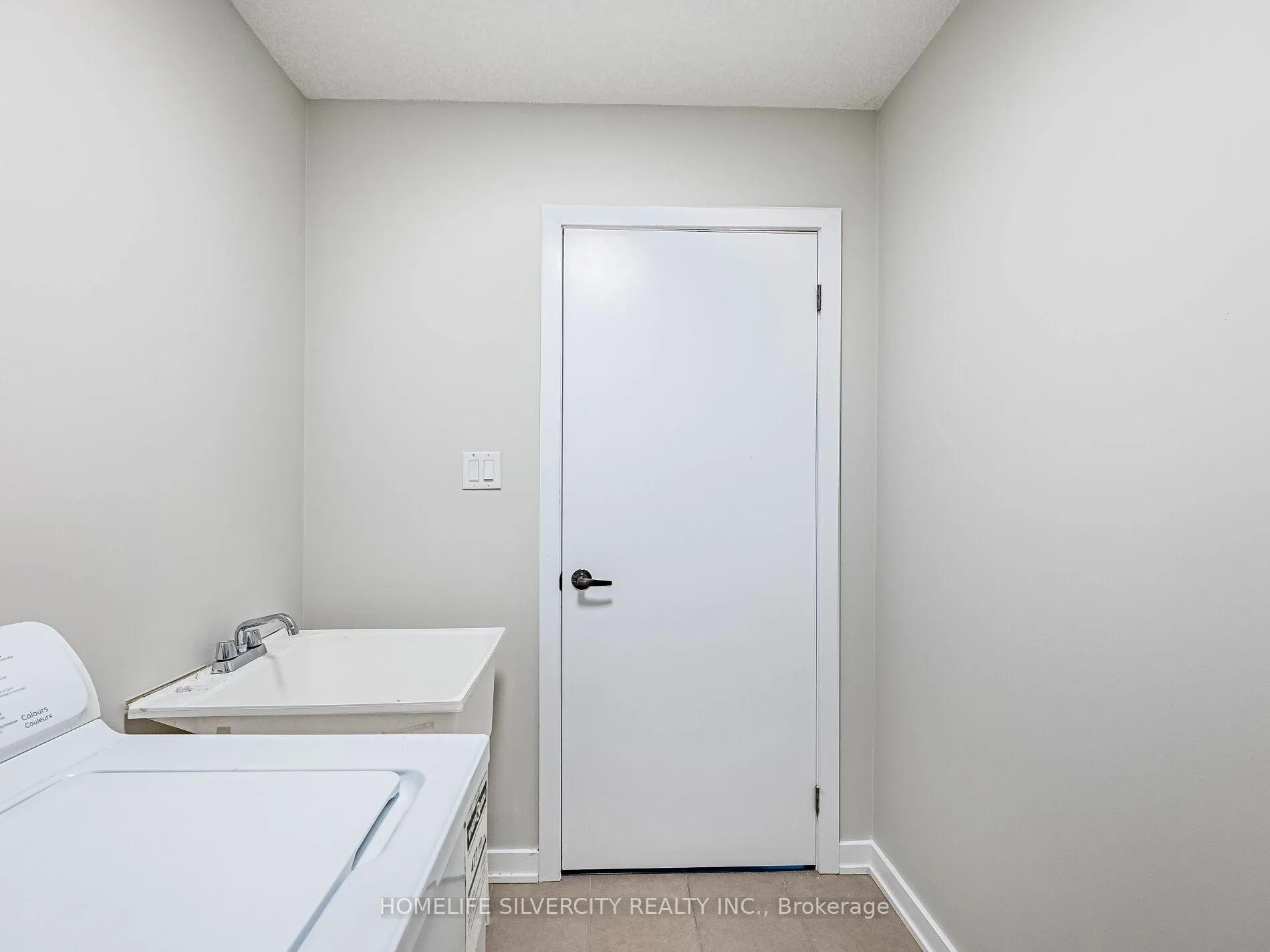 Photo 45 of 98 Crafter Crescent, Hamilton, Stoney Creek Mountain — HOMEH