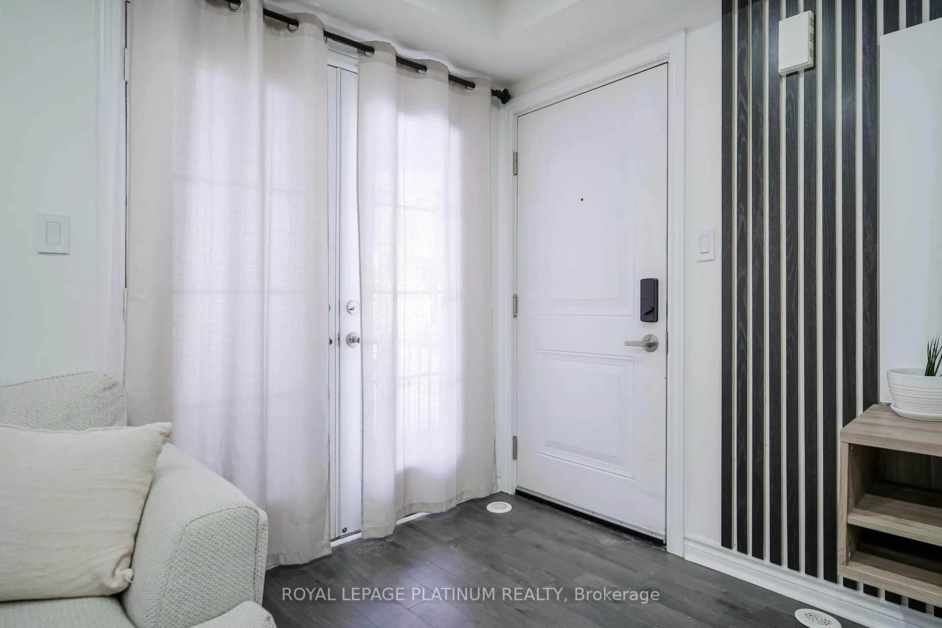Photo 4 of Unit #36, 200 Veterans Drive, Brampton, Northwest Brampton — HOMEH