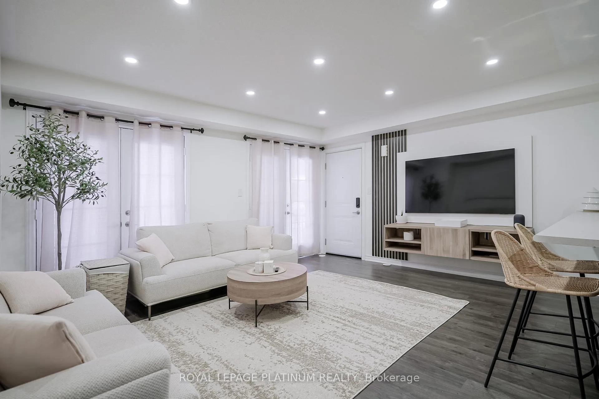 Photo 7 of Unit #36, 200 Veterans Drive, Brampton, Northwest Brampton — HOMEH