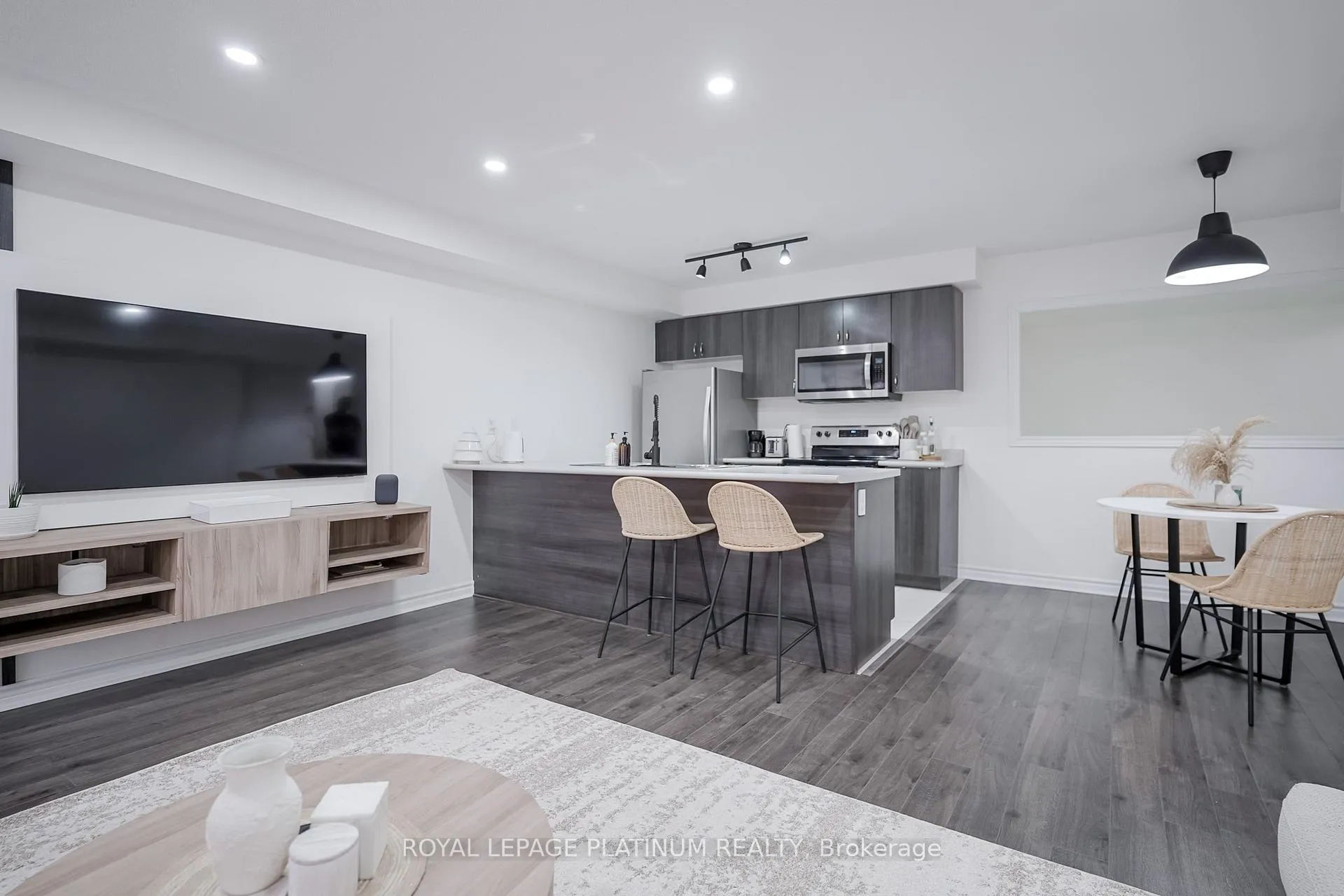 Photo 9 of Unit #36, 200 Veterans Drive, Brampton, Northwest Brampton — HOMEH