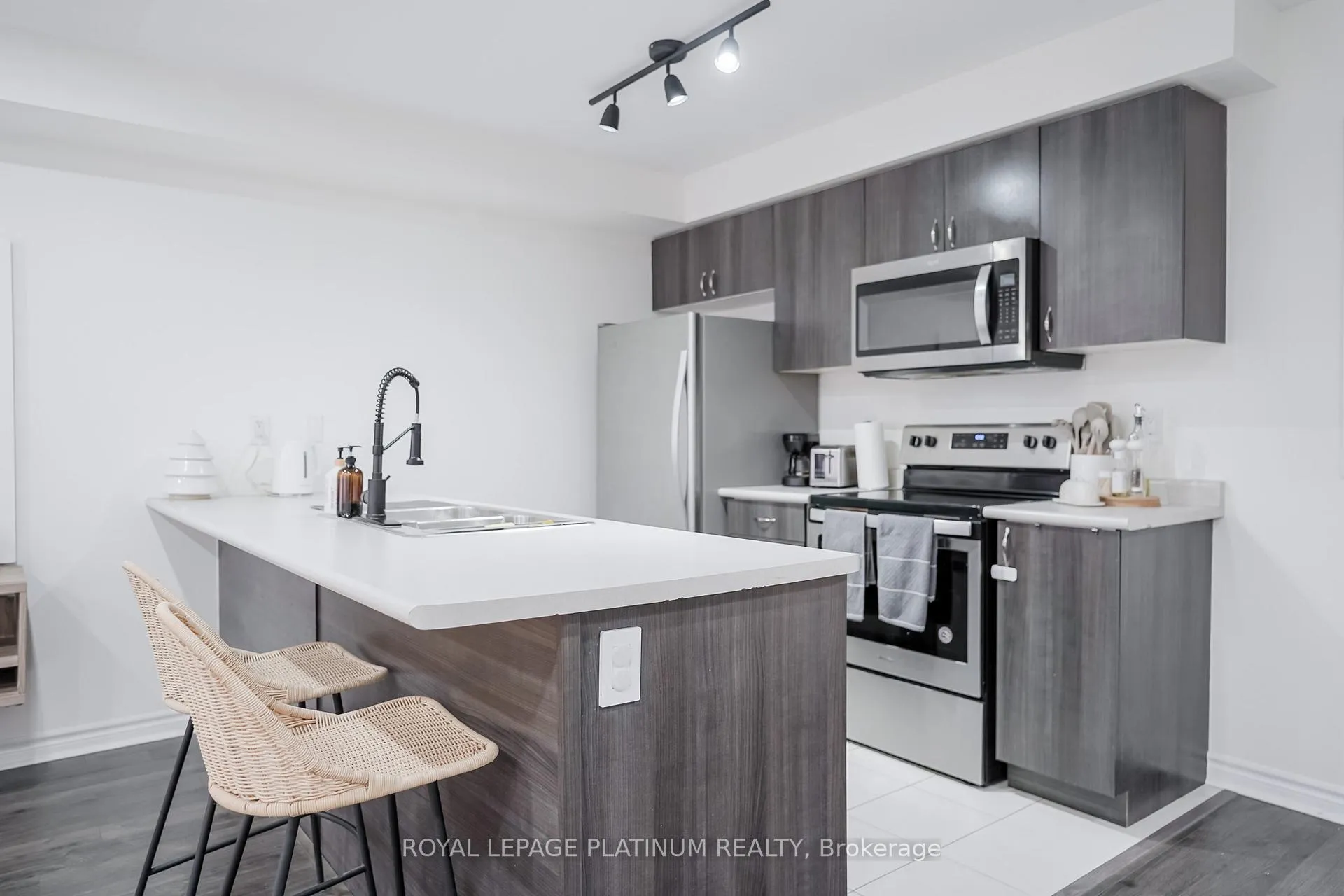Photo 11 of Unit #36, 200 Veterans Drive, Brampton, Northwest Brampton — HOMEH