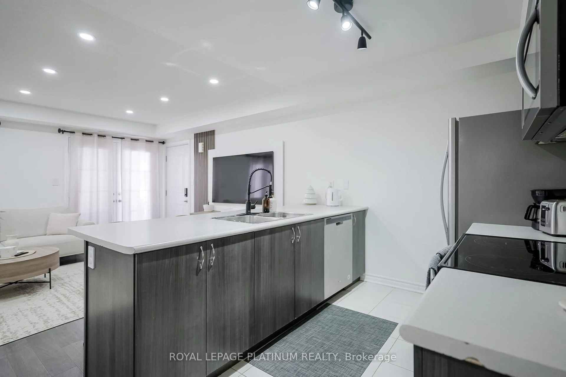 Photo 14 of Unit #36, 200 Veterans Drive, Brampton, Northwest Brampton — HOMEH