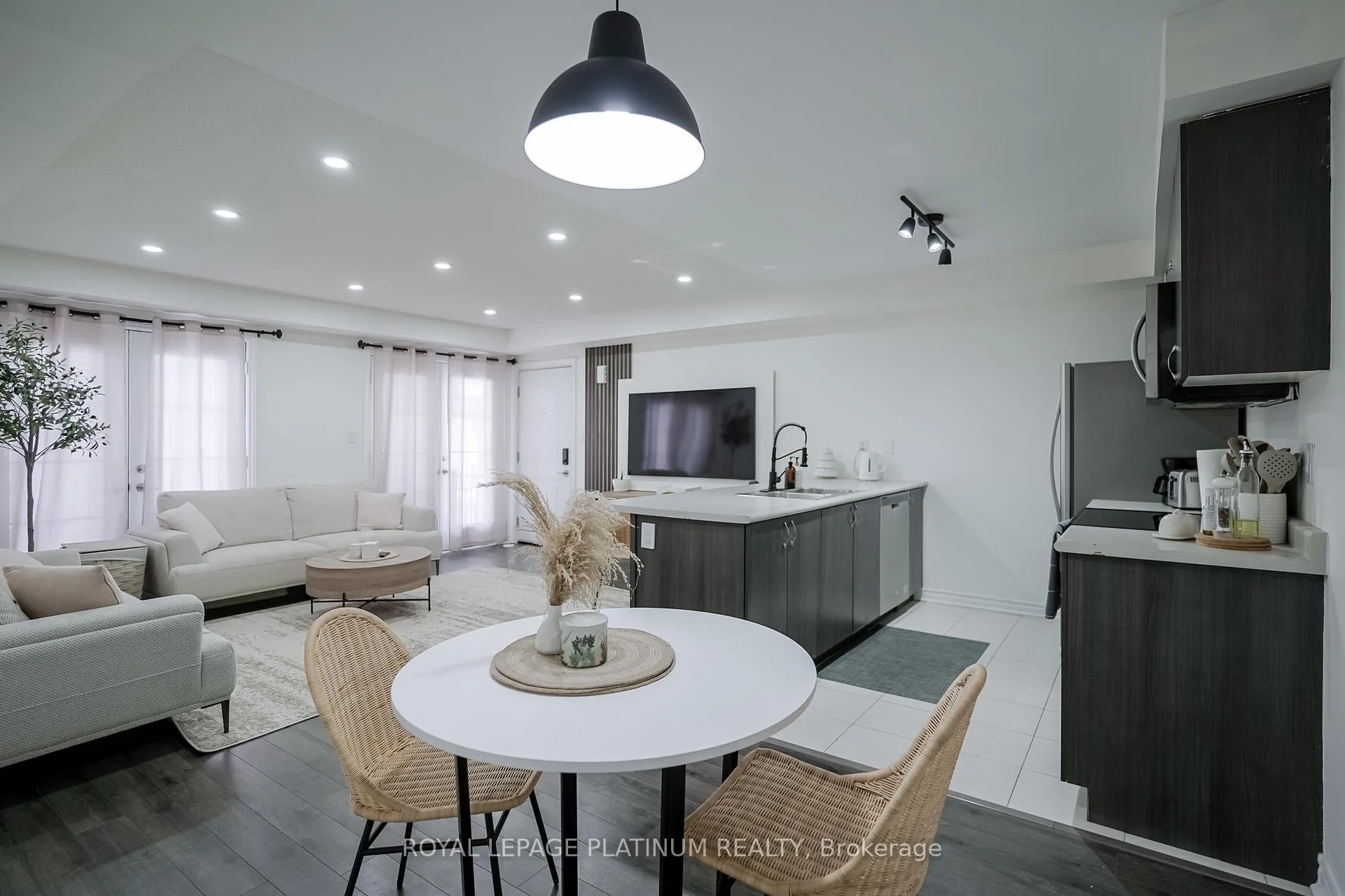 Photo 16 of Unit #36, 200 Veterans Drive, Brampton, Northwest Brampton — HOMEH