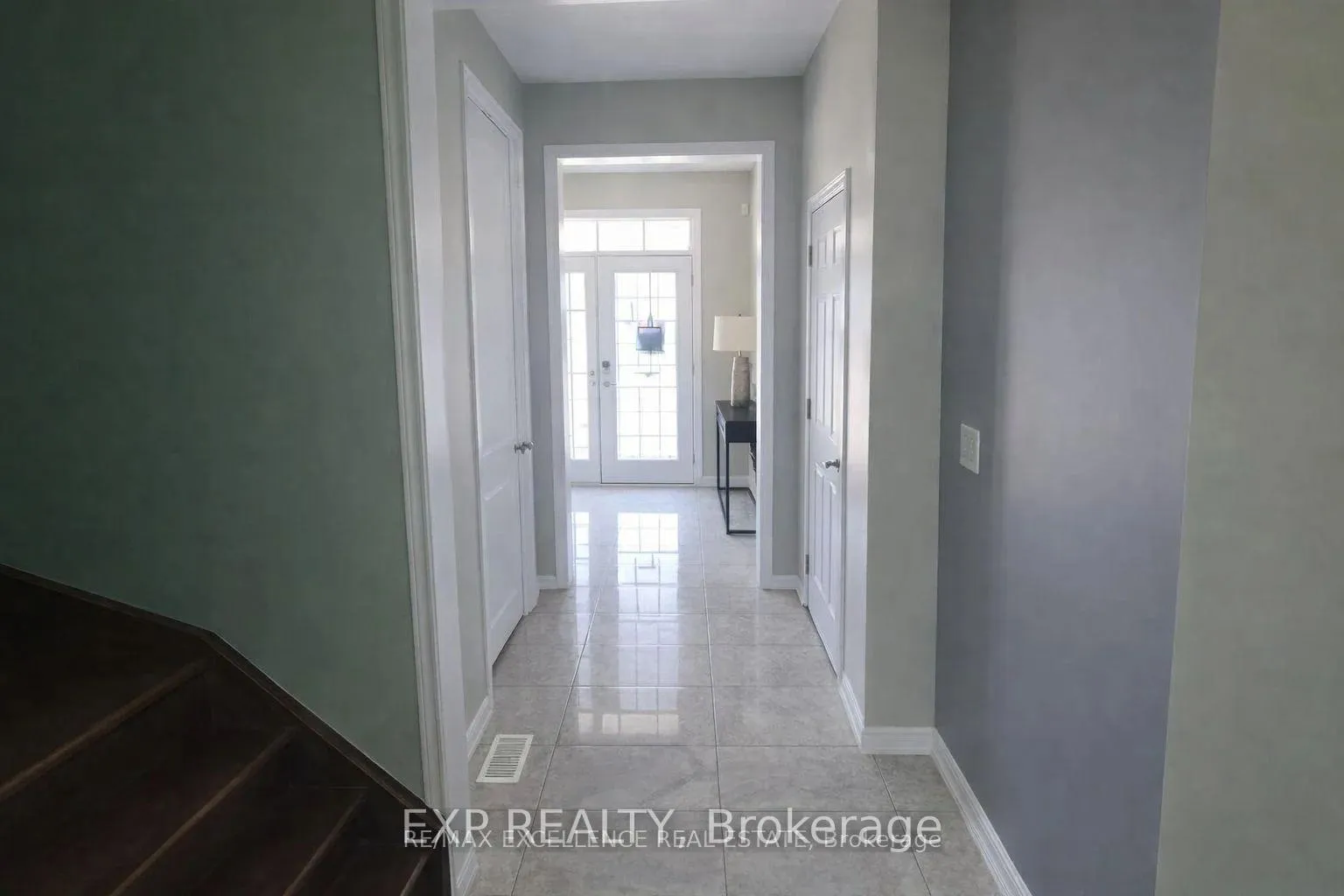 Photo 6 of 45 Queen Mary Boulevard, Hamilton, Stoney Creek Mountain — HOMEH