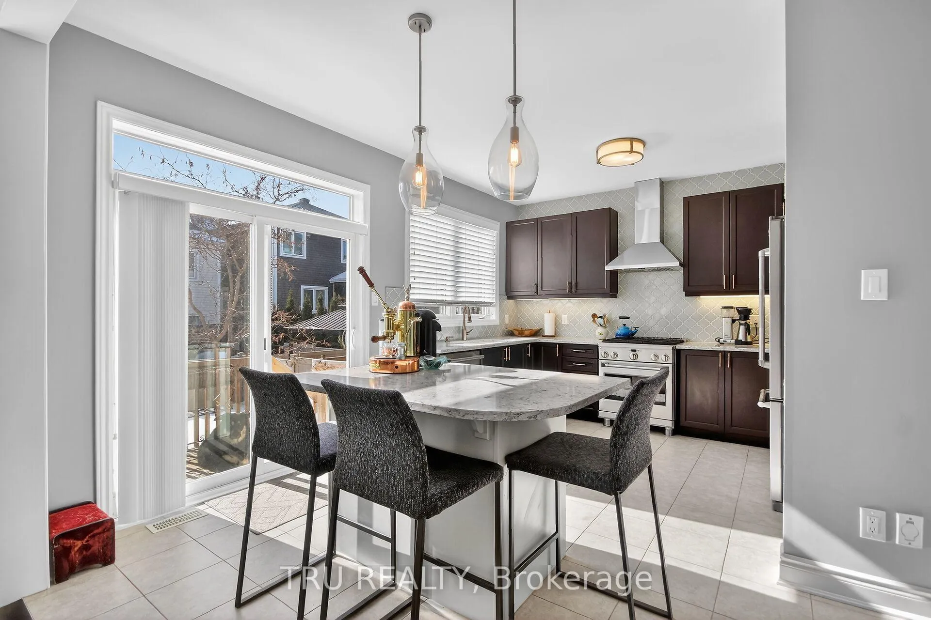 Photo 16 of 126 Pinelock Street, Ottawa, Kanata - Emerald Meadows/Trailwest — HOMEH