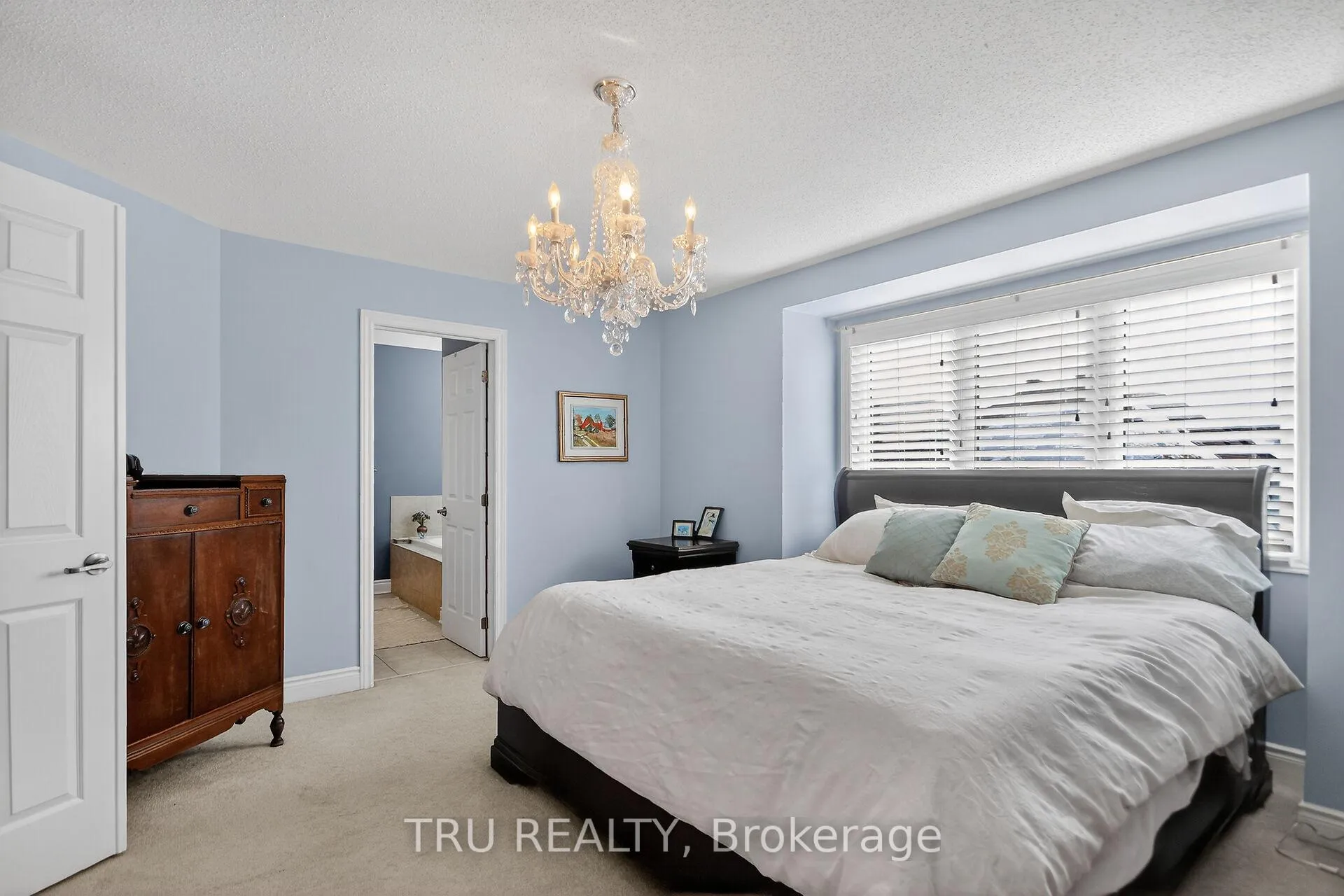 Photo 26 of 126 Pinelock Street, Ottawa, Kanata - Emerald Meadows/Trailwest — HOMEH