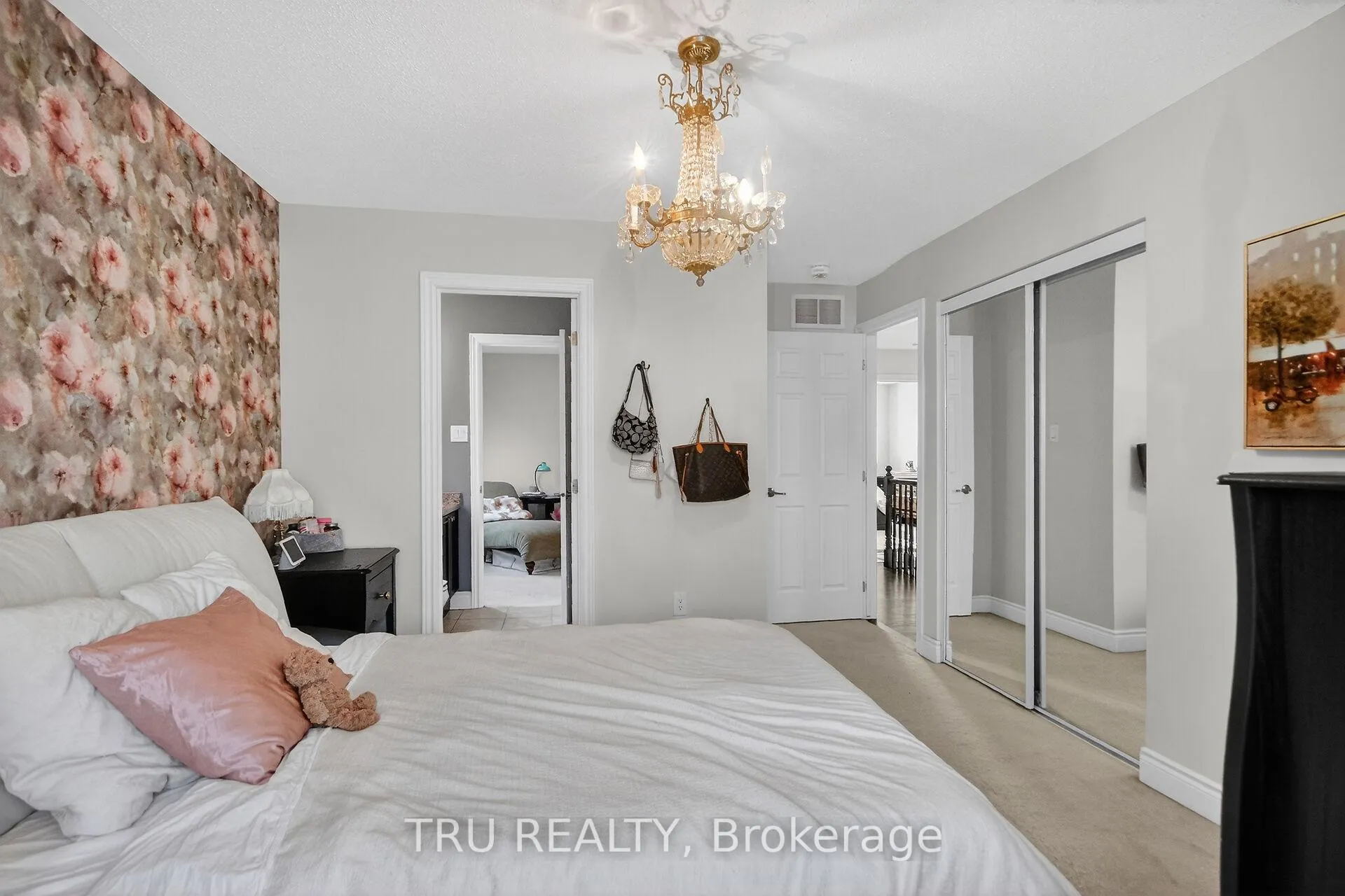 Photo 32 of 126 Pinelock Street, Ottawa, Kanata - Emerald Meadows/Trailwest — HOMEH